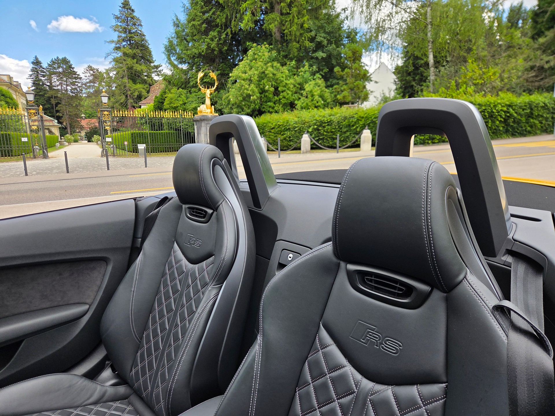 AUDI TT RS ROADSTER 2.5 TFSI QUATTRO S-image-8