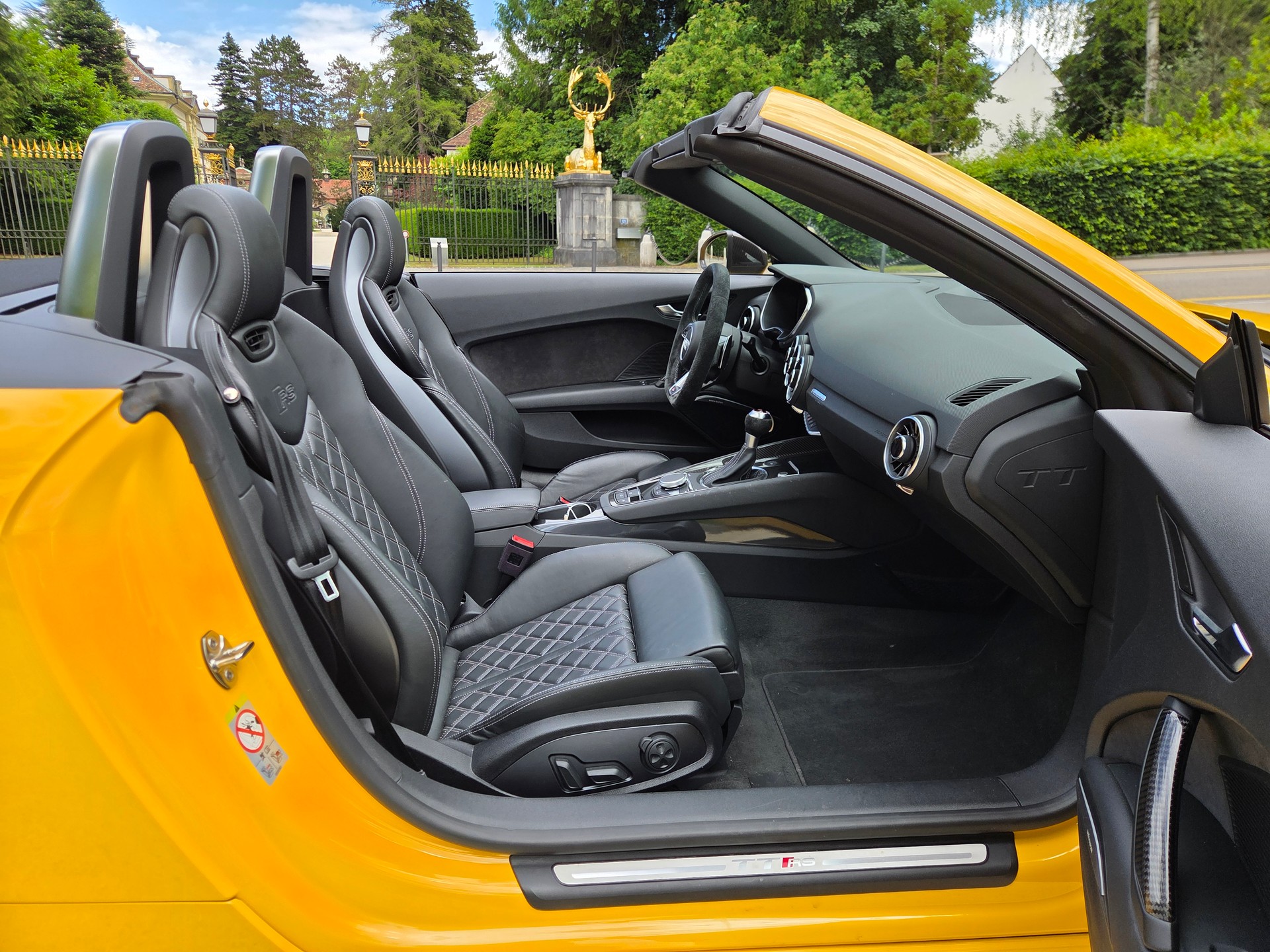 AUDI TT RS ROADSTER 2.5 TFSI QUATTRO S-image-9