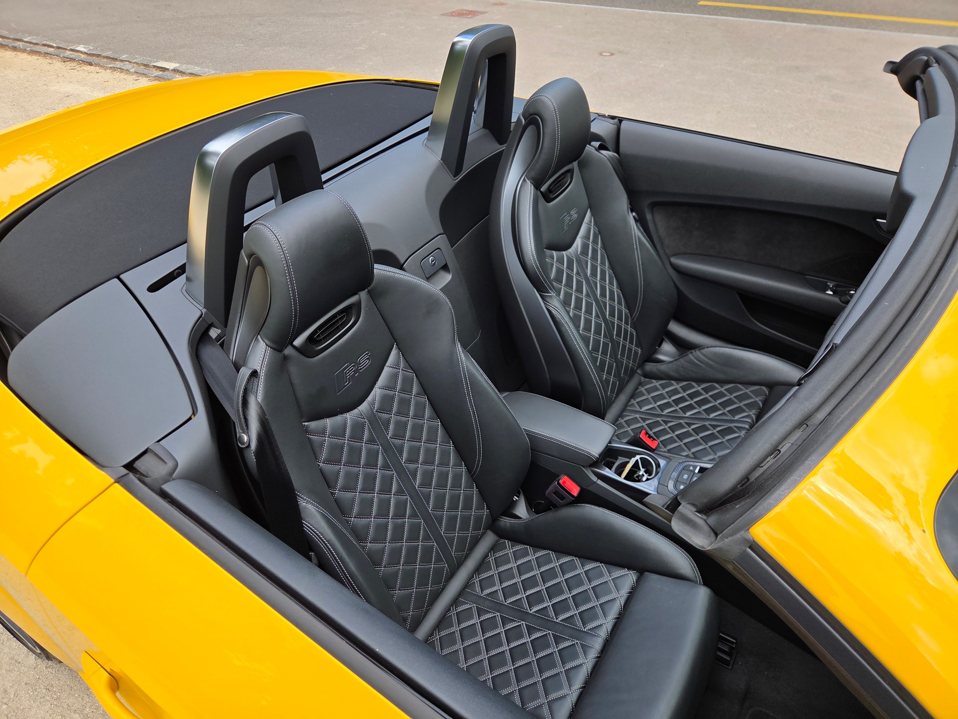 AUDI TT RS ROADSTER 2.5 TFSI QUATTRO S-image-6