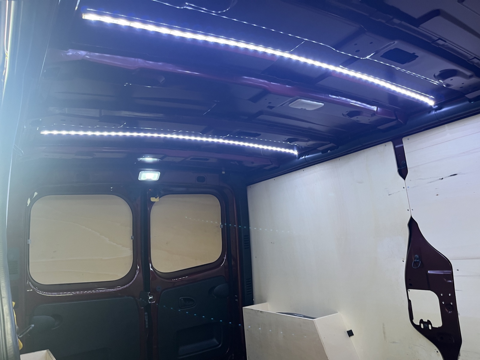 RENAULT Trafic 2.0 Blue dCi 150 Advance L2H1 EDC EN-image-10