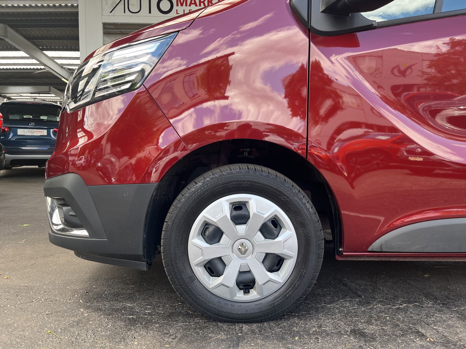RENAULT Trafic 2.0 Blue dCi 150 Advance L2H1 EDC EN-image-4