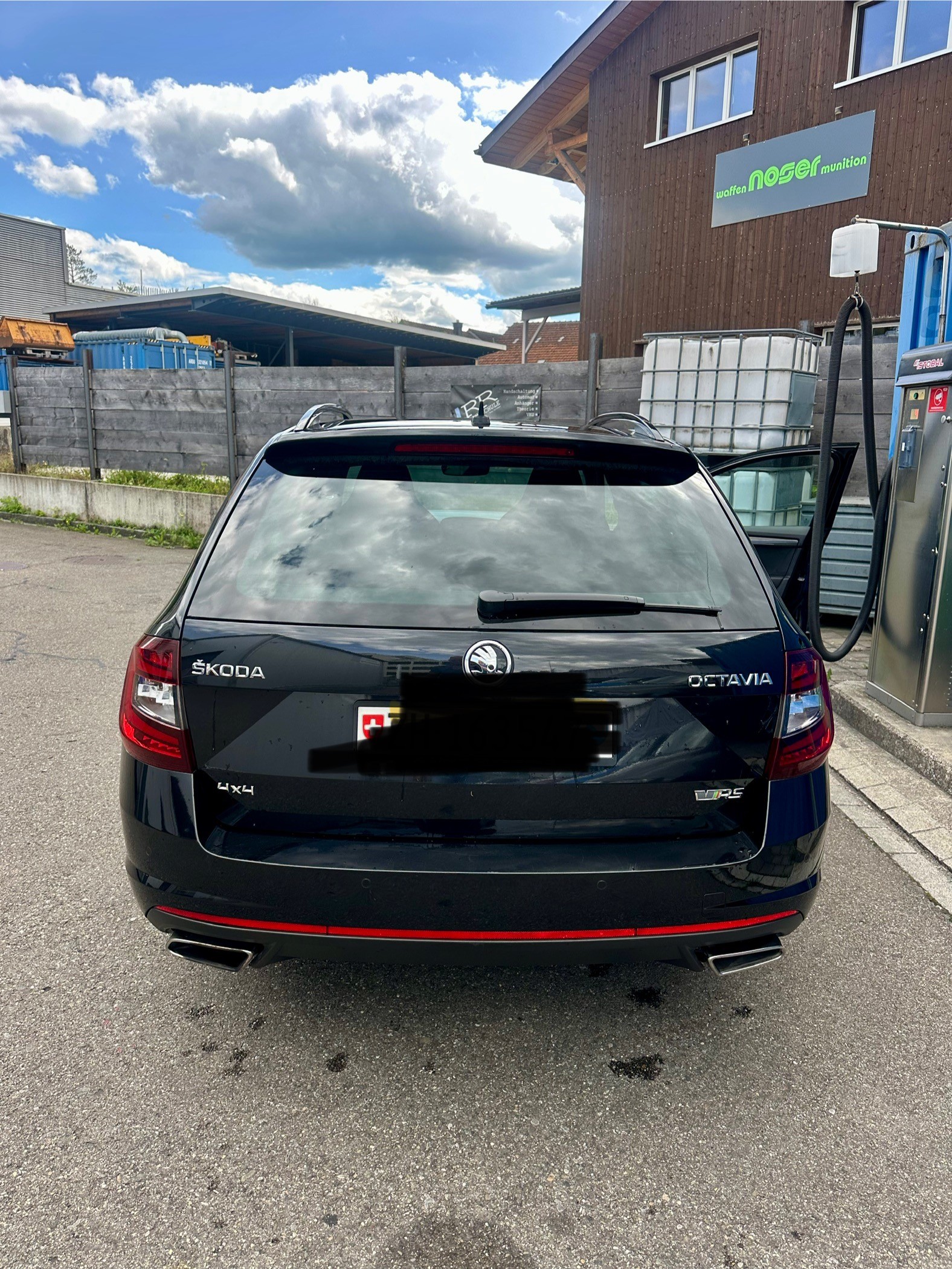 SKODA OCTAVIA-image-3
