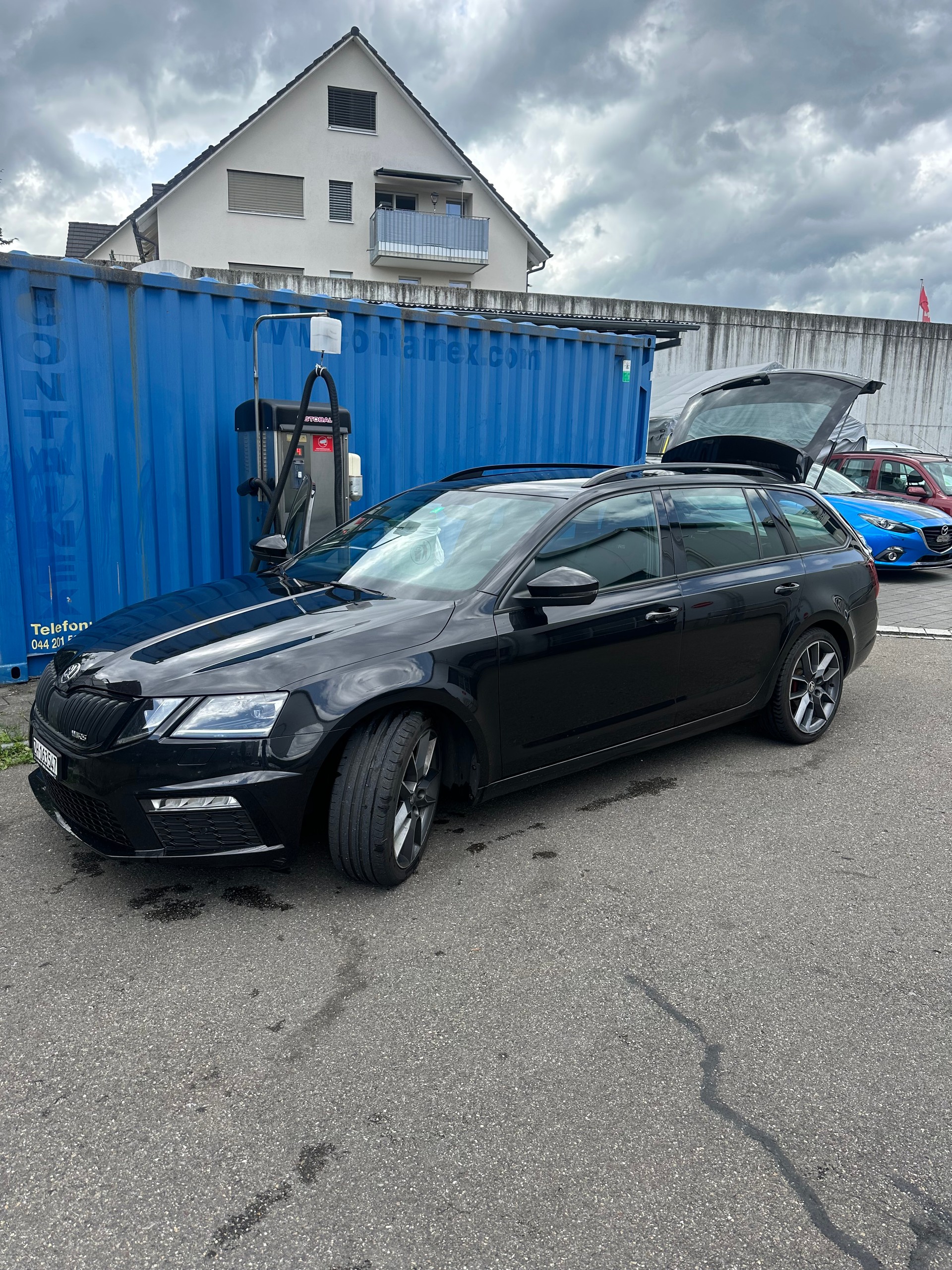 SKODA OCTAVIA-image-0