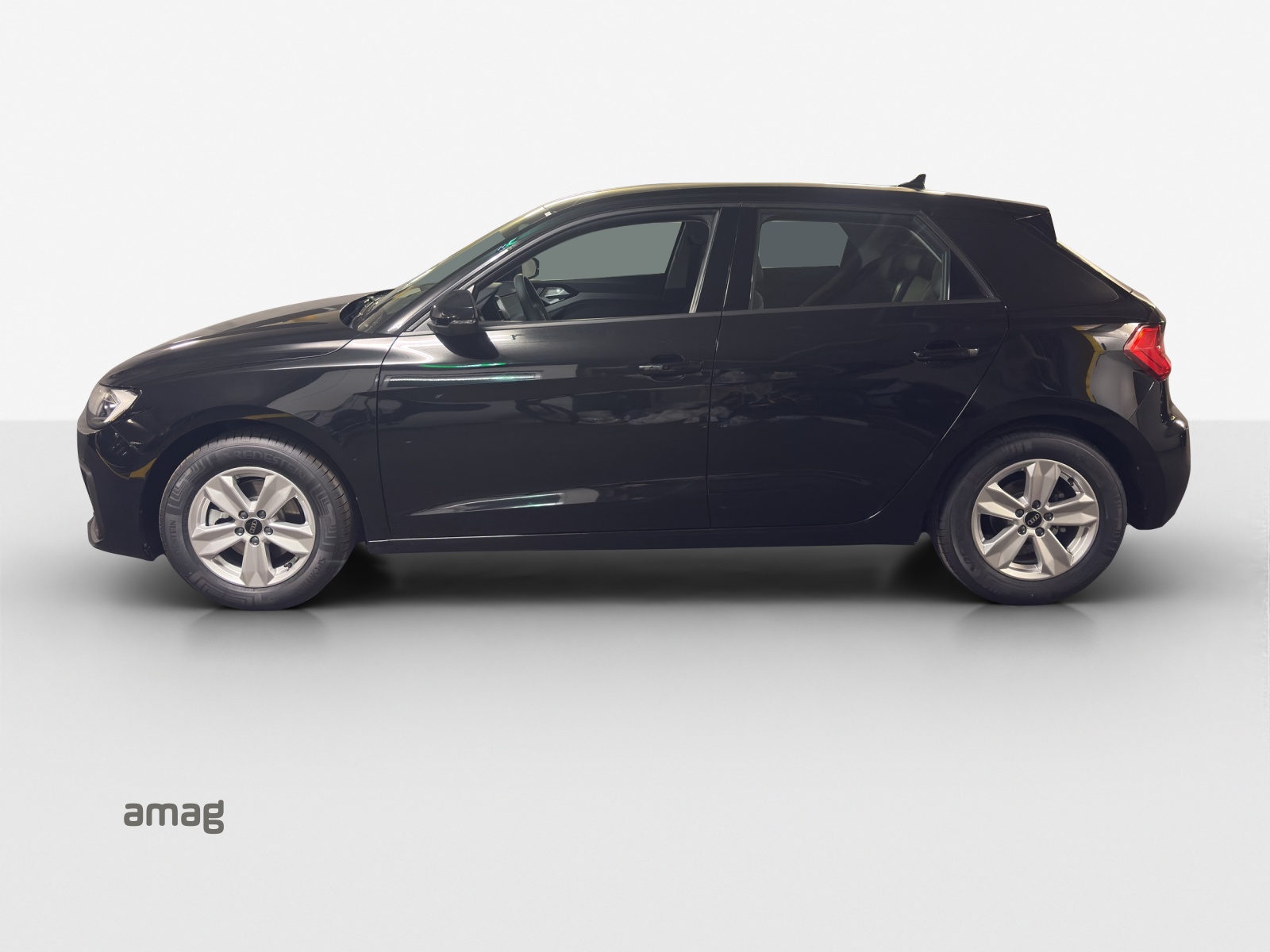 AUDI A1 Sportback 30 TFSI Attraction S-tronic-image-1