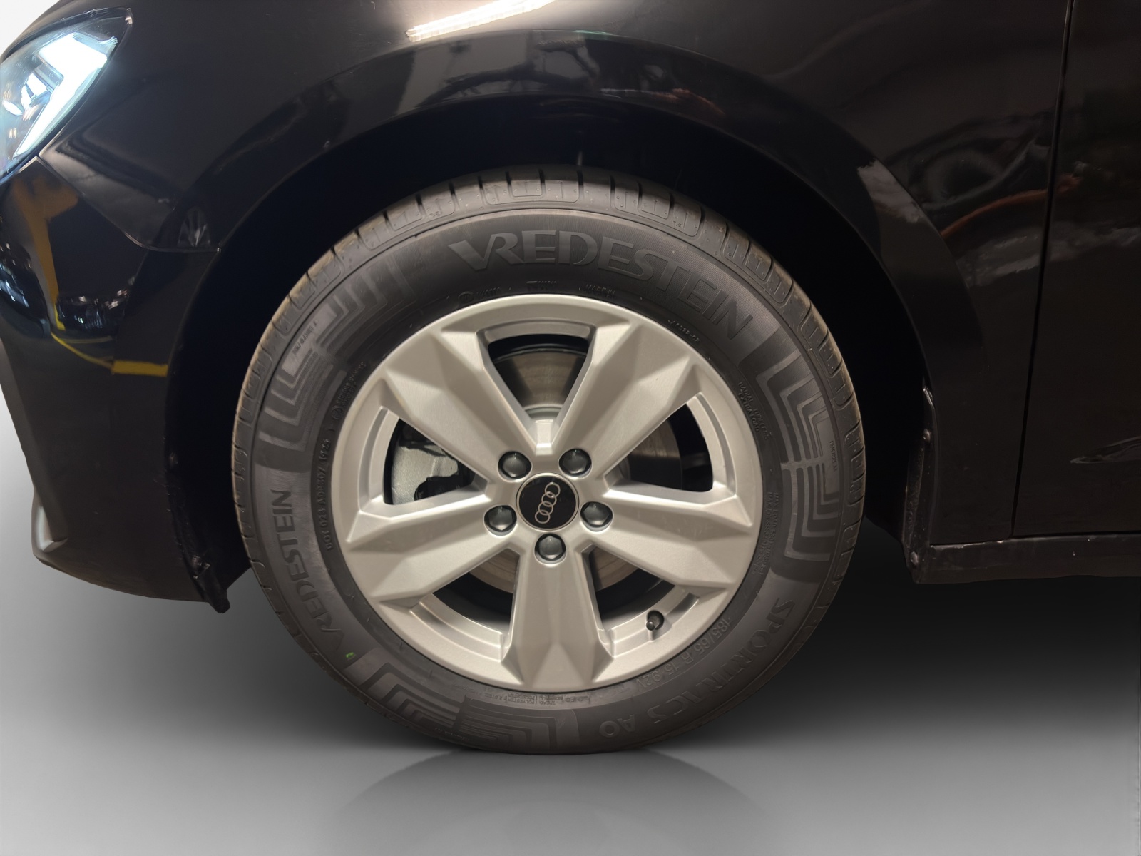 AUDI A1 Sportback 30 TFSI Attraction S-tronic-image-9