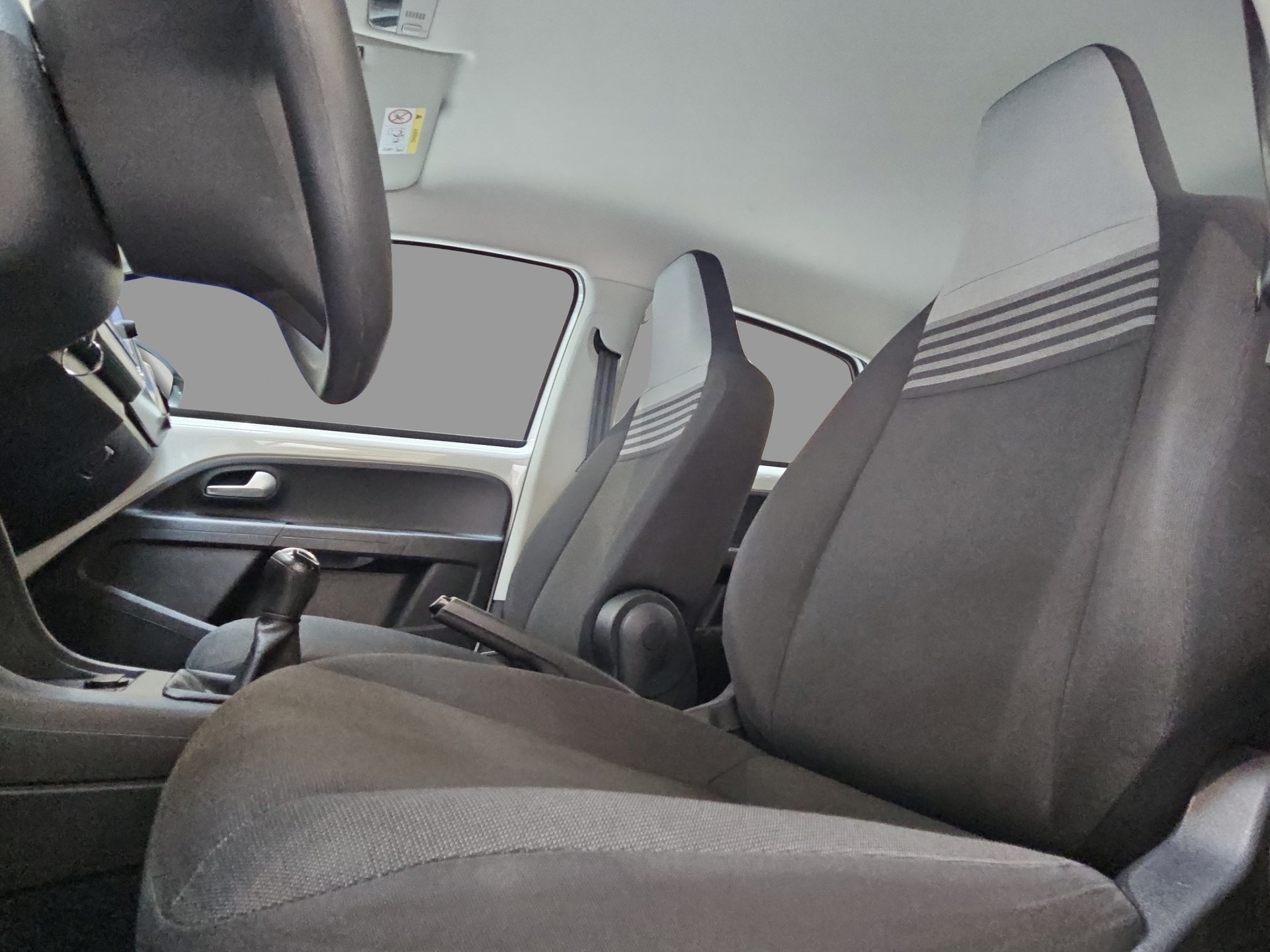 VW Up 1.0 MPI EcoF Move-image-12