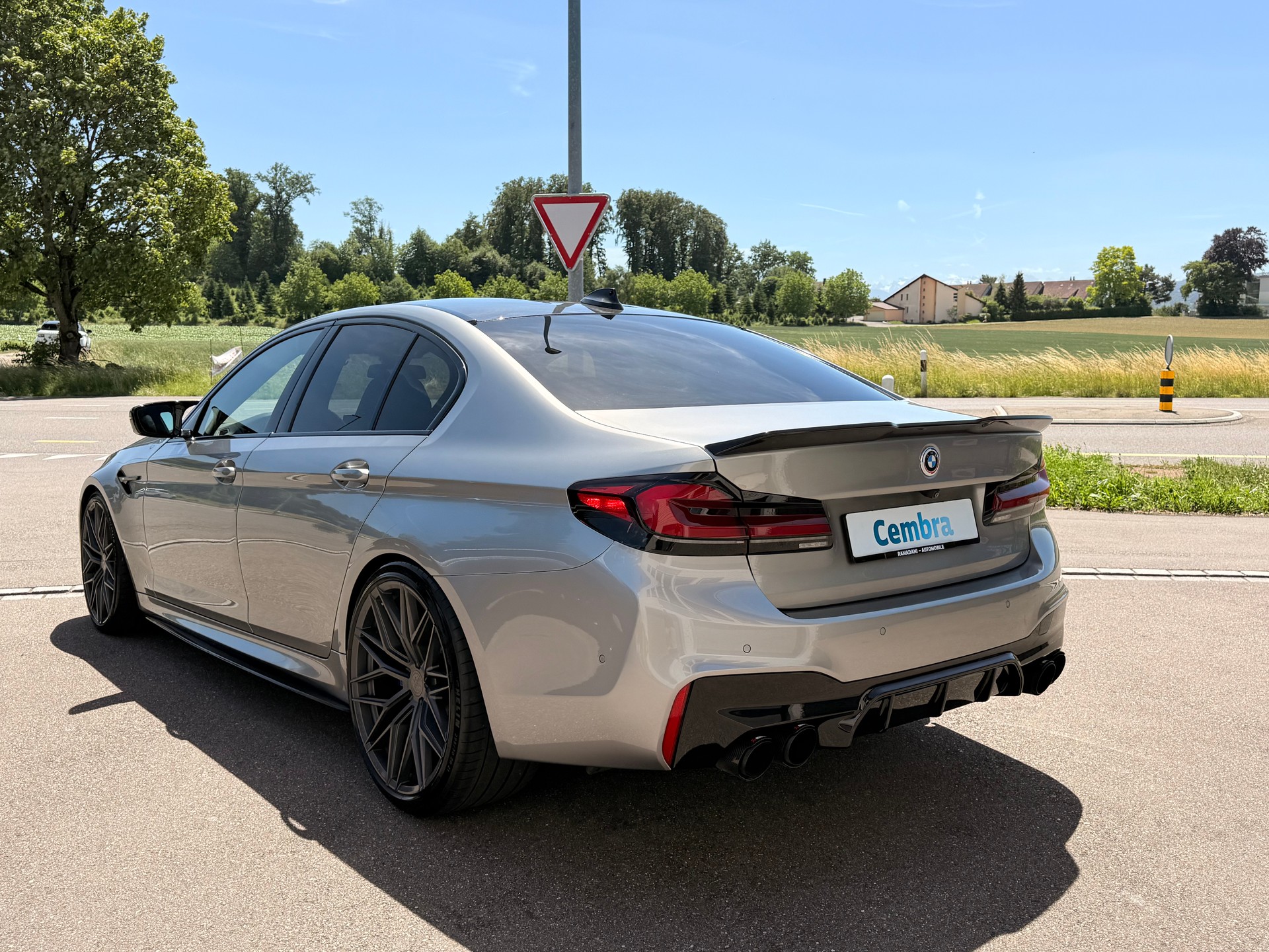 BMW M5 xDrive Competition Drivelogic-image-2