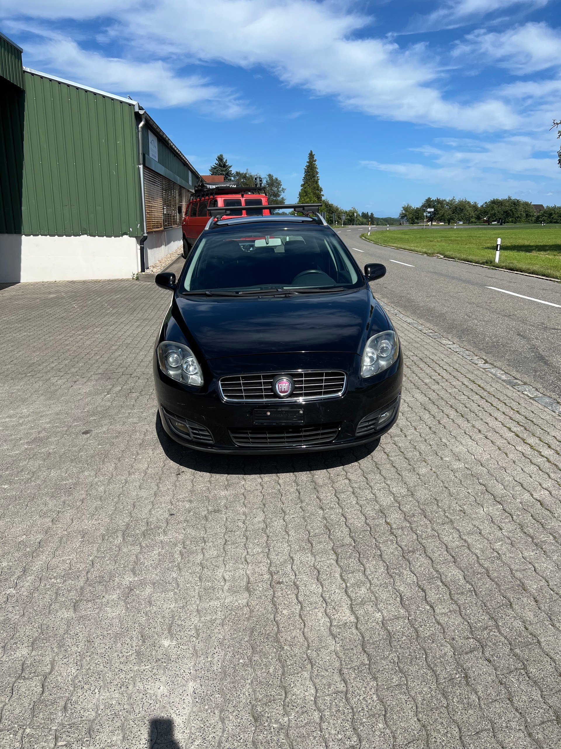 FIAT Croma 2.2 Dynamic Automatic-image-0