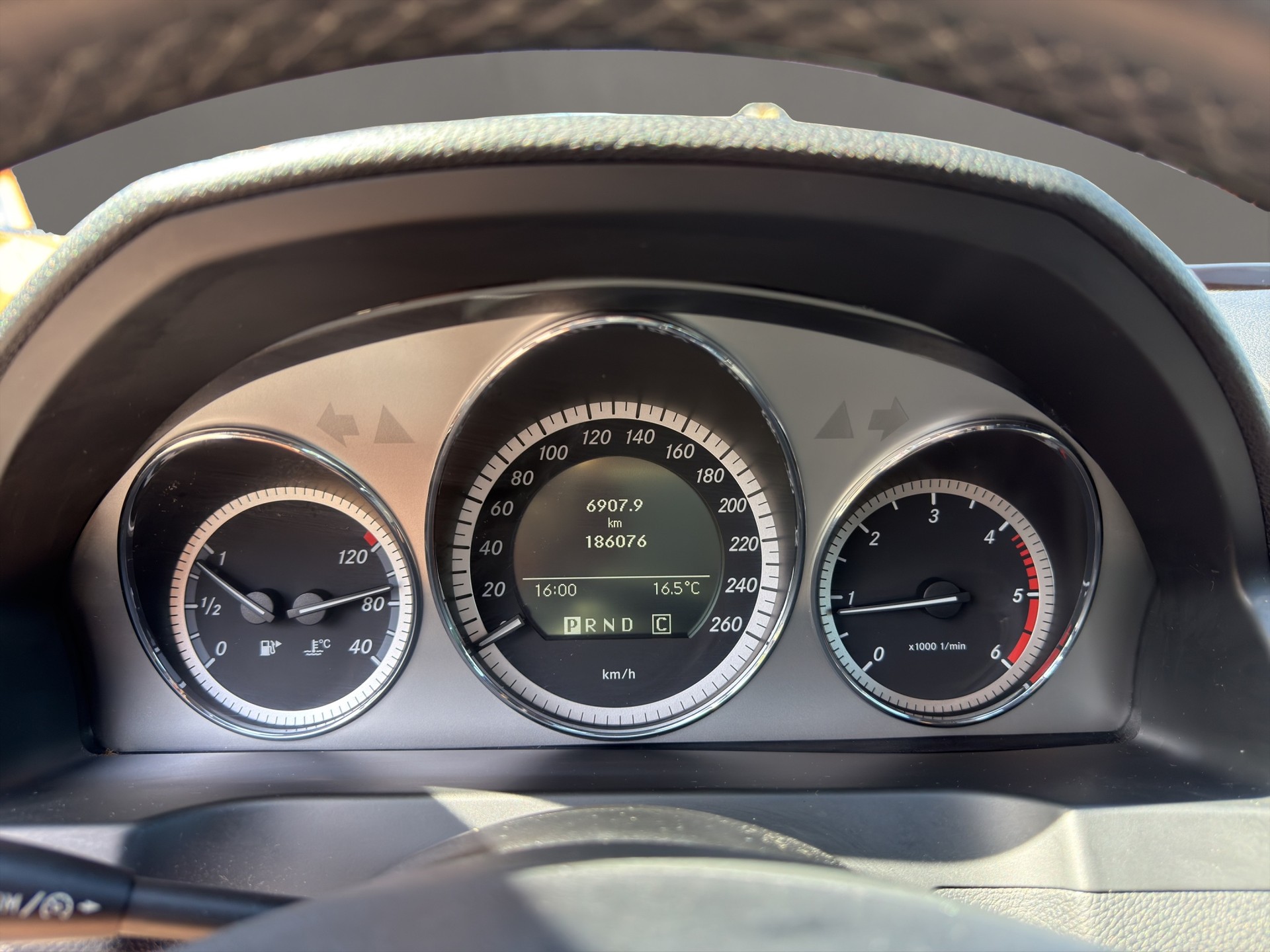 MERCEDES-BENZ C 250 CDI BlueEfficiency Elégance Automatic-image-14
