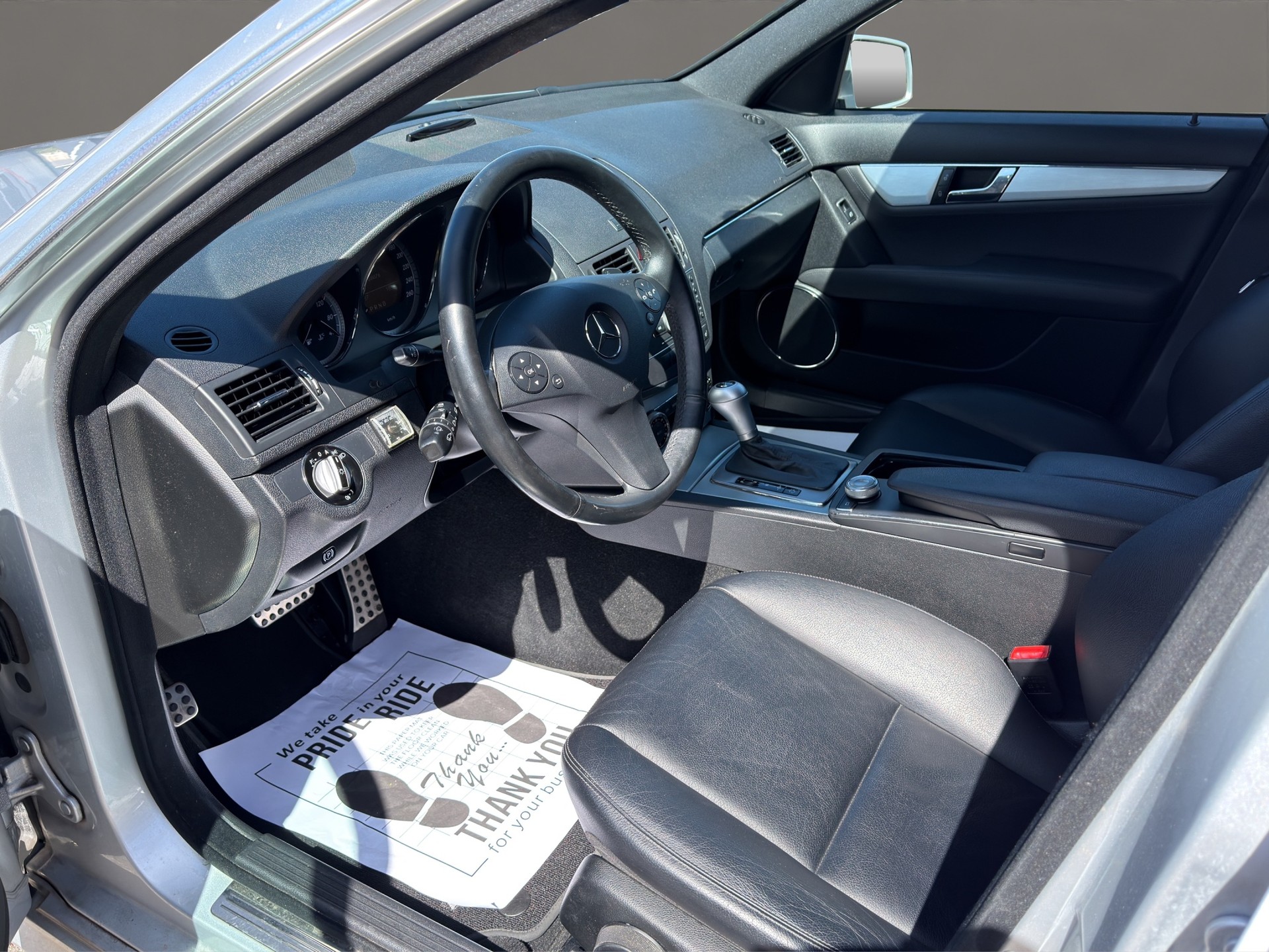 MERCEDES-BENZ C 250 CDI BlueEfficiency Elégance Automatic-image-12