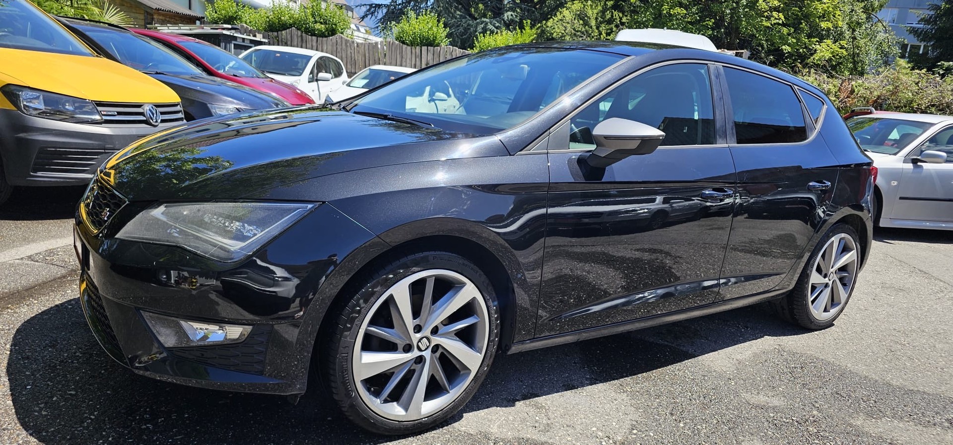 SEAT Leon 2.0 TSI Cupra R-image-1