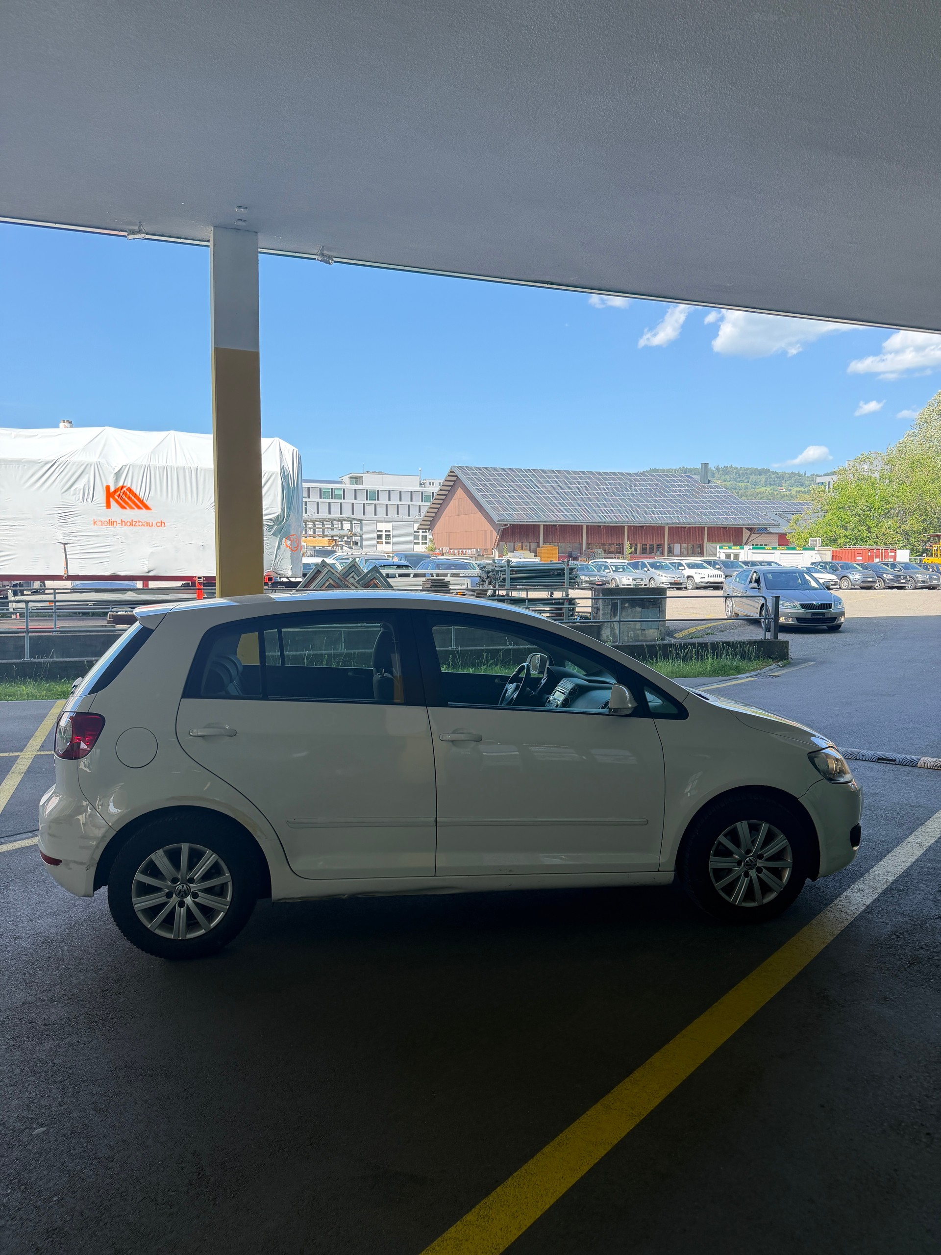 VW Golf Plus 1.6 TDI BMT Comfortline DSG-image-7