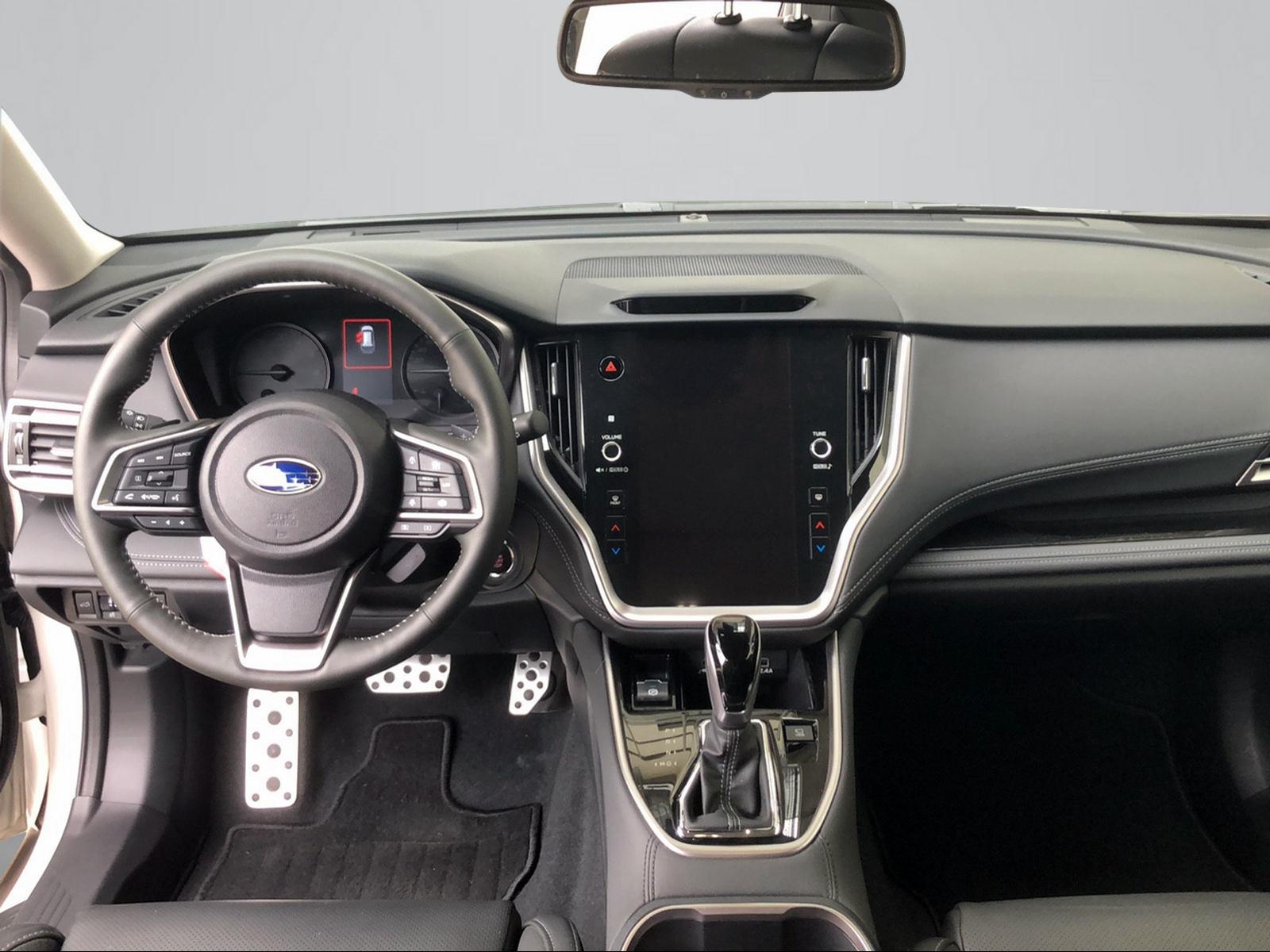 SUBARU Outback 2.5i Luxury-image-5