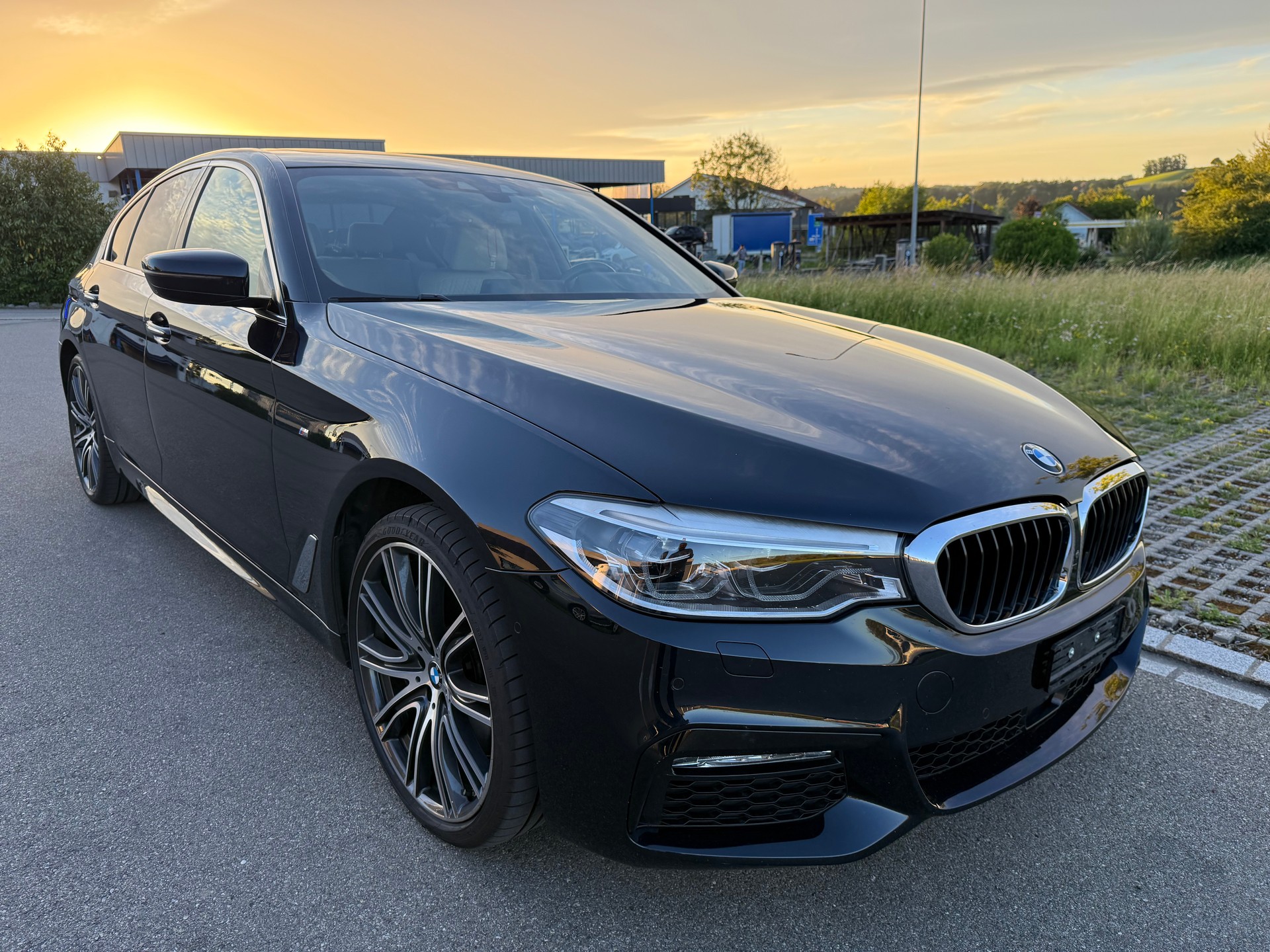 BMW 540i xDrive Sport Line Steptronic-image-2