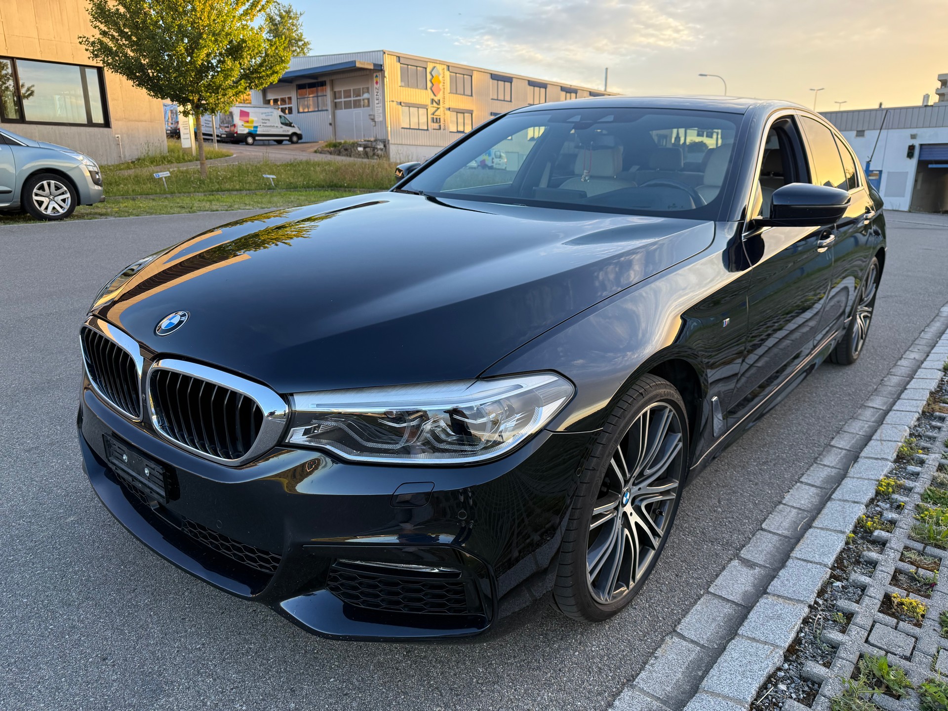 BMW 540i xDrive Sport Line Steptronic-image-1
