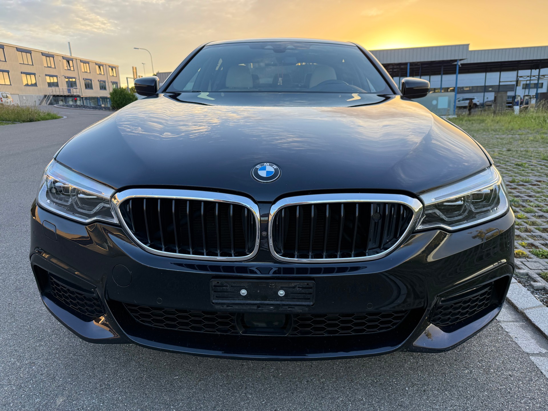 BMW 540i xDrive Sport Line Steptronic-image-0