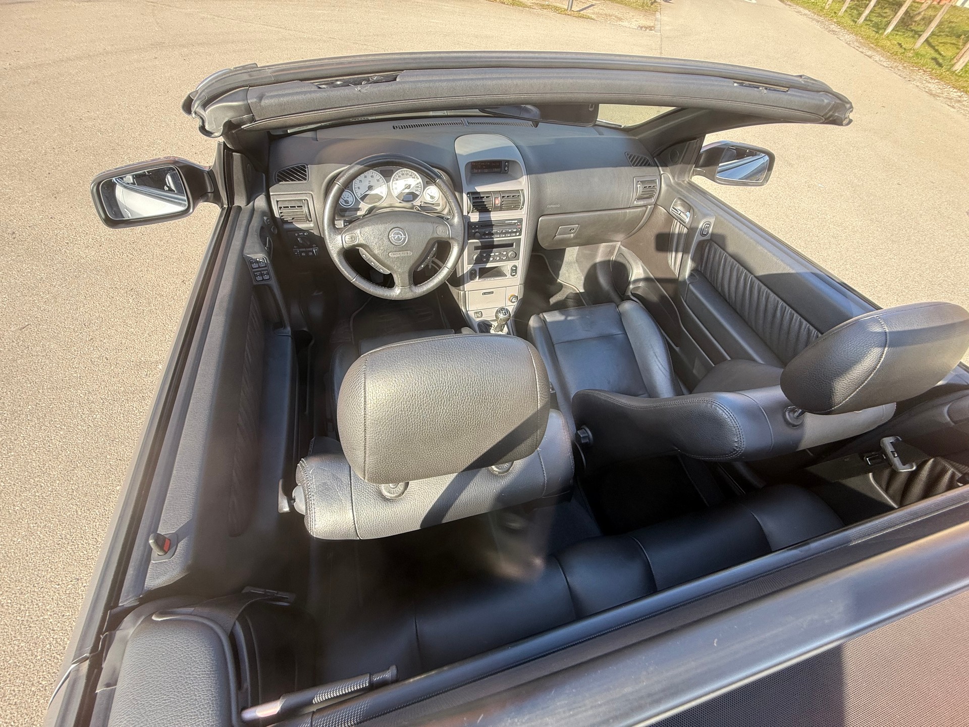 OPEL Astra Cabriolet 2.2i 16V Linea Rossa-image-25