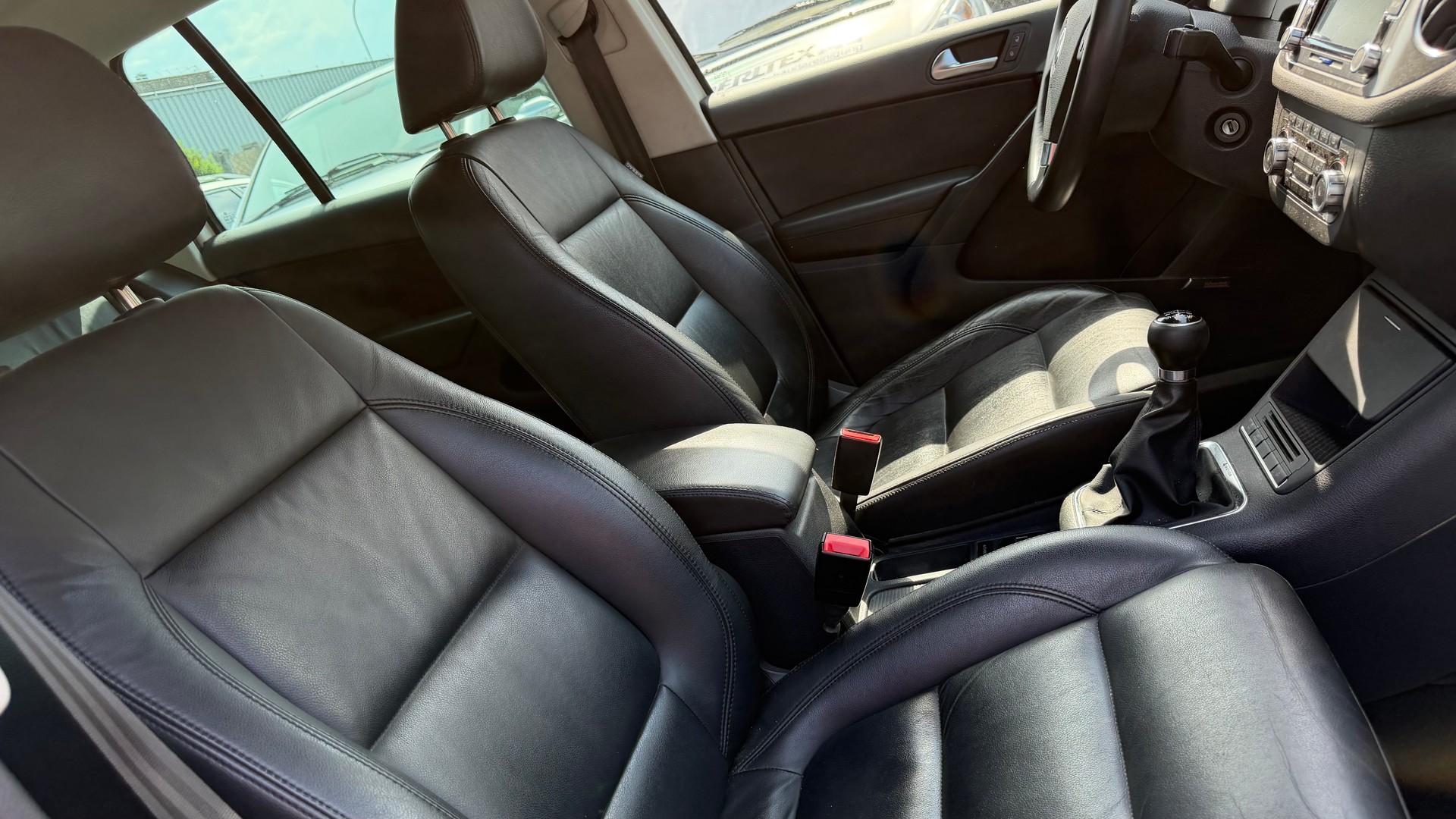 VW Tiguan 2.0 TSI Track&Field-image-5