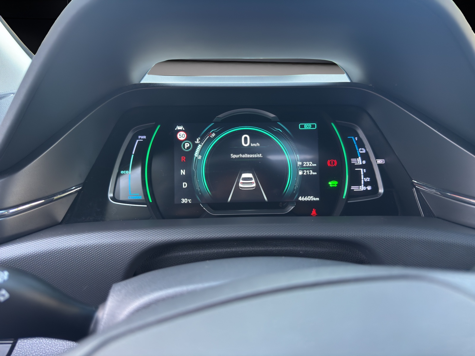 HYUNDAI IONIQ * Frisch ab MFK, Service & Garantie – 1. Hand, Top Zustand-image-16
