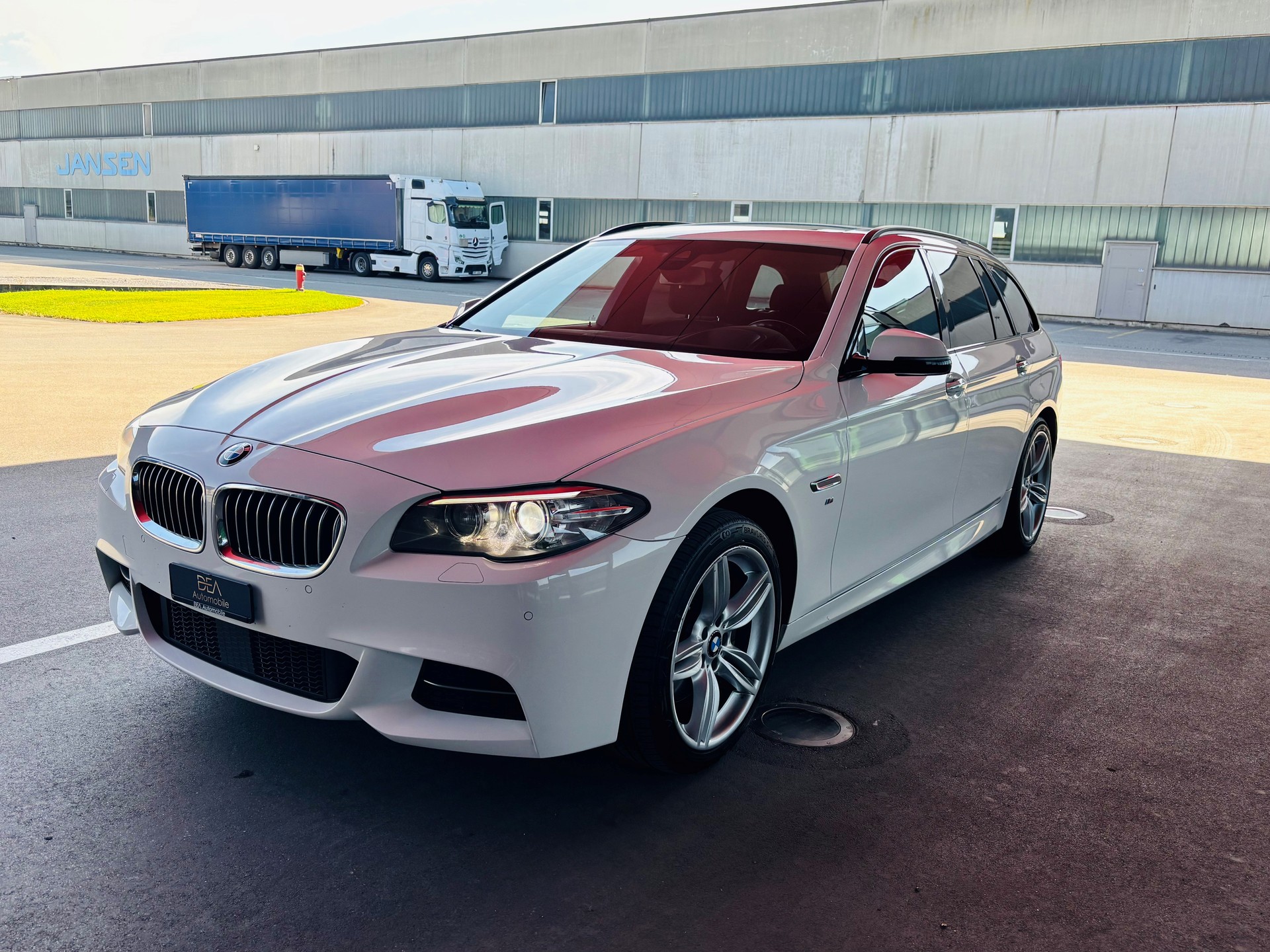 BMW M-Sport-image-3