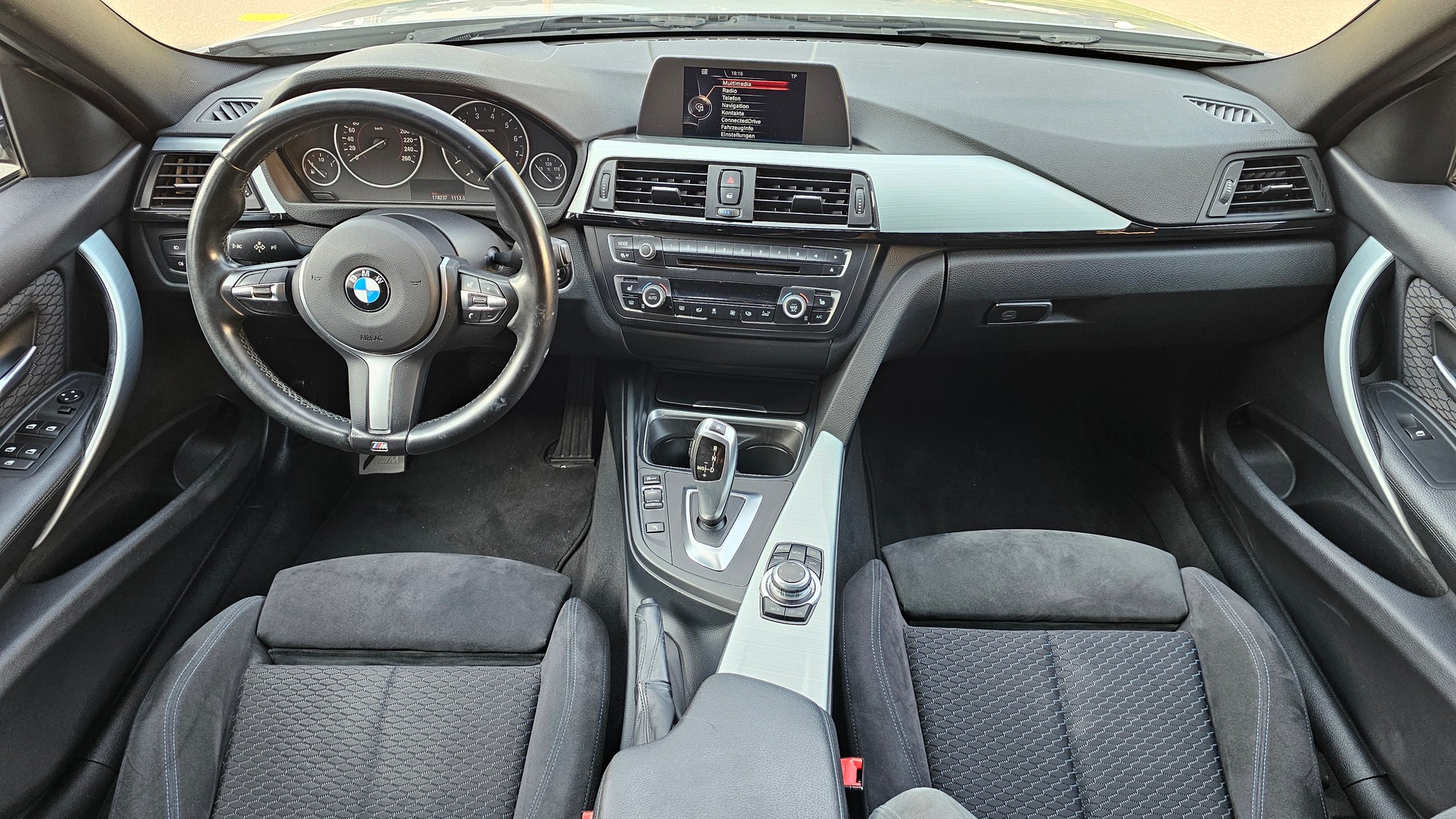 BMW 328i Touring Steptronic-image-8