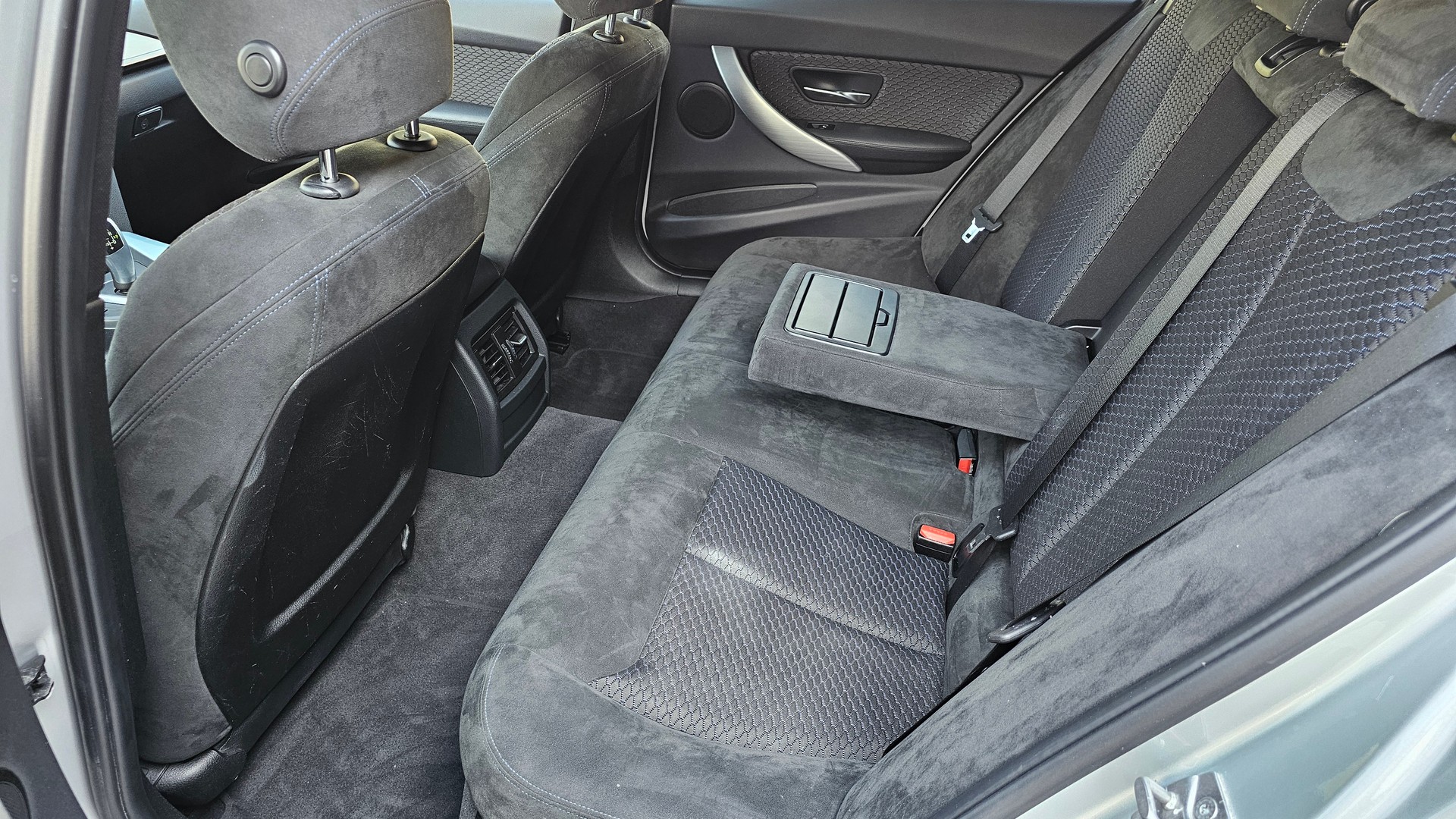 BMW 328i Touring Steptronic-image-10
