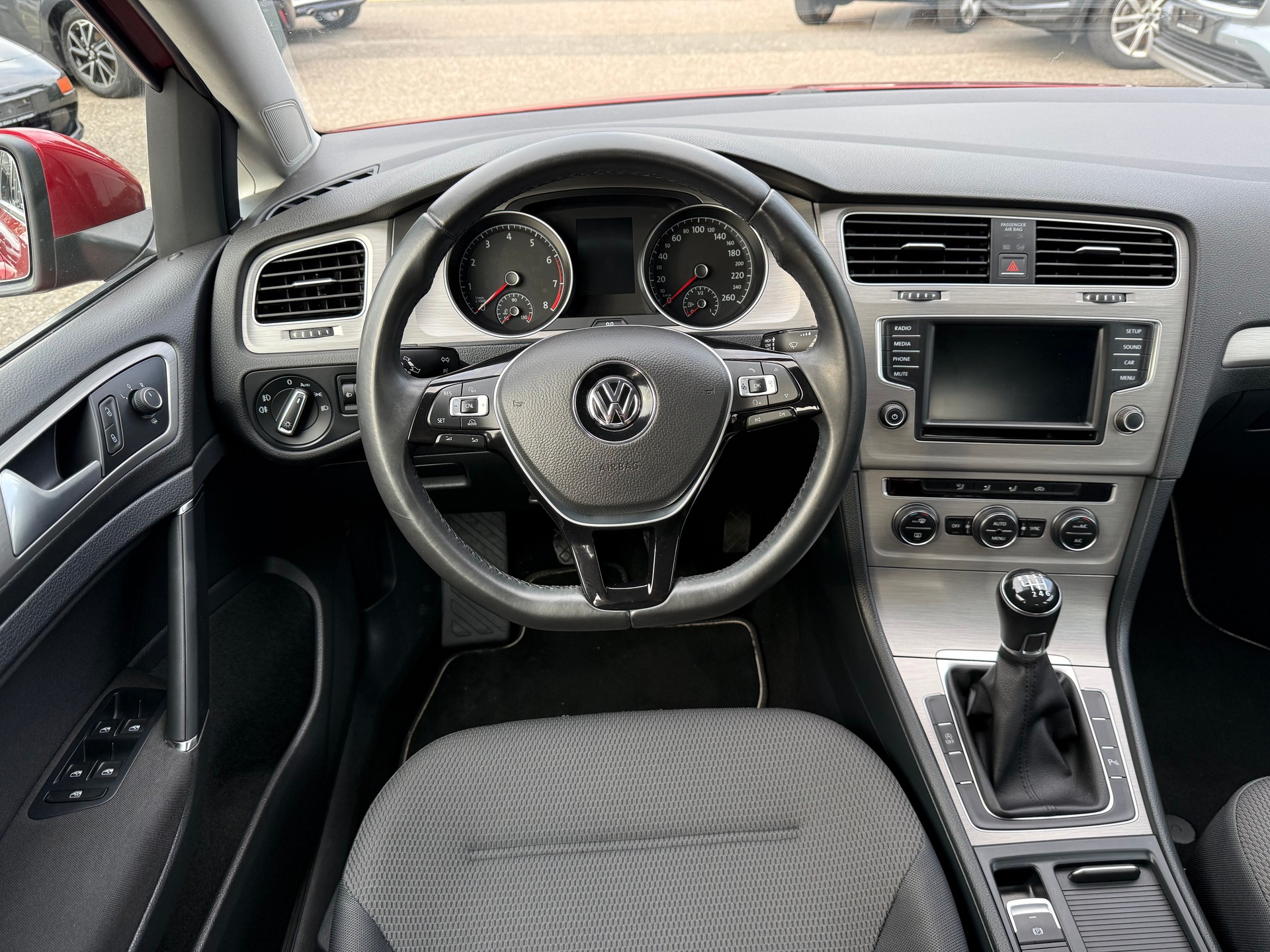 VW Golf 1.0 TSI BlueMotion Comfortline-image-12