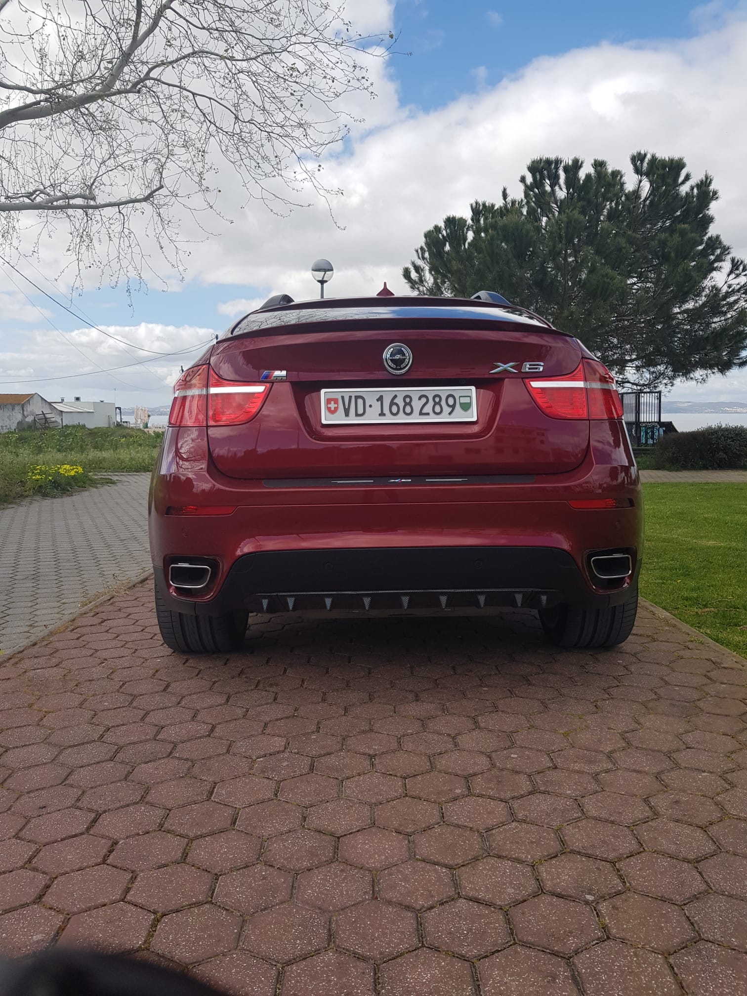 BMW 40d xDrive-image-2