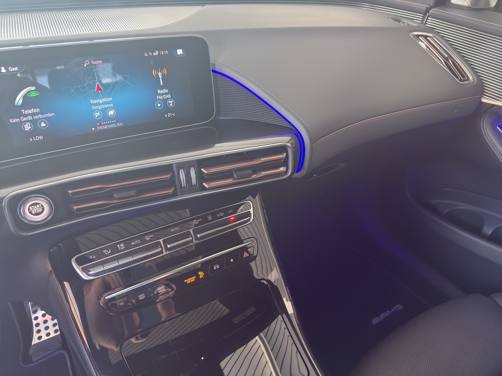 MERCEDES-BENZ EQC 400 AMG Line 4Matic-image-12