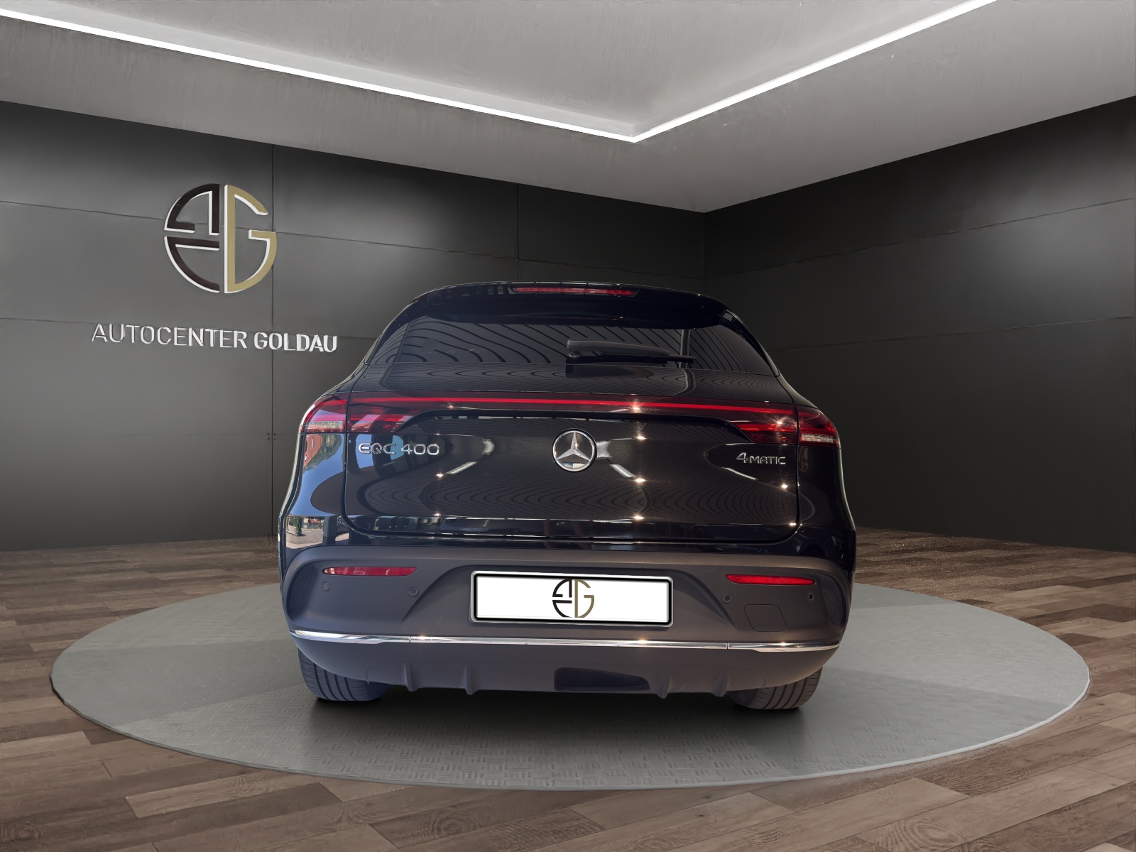 MERCEDES-BENZ EQC 400 AMG Line 4Matic-image-2