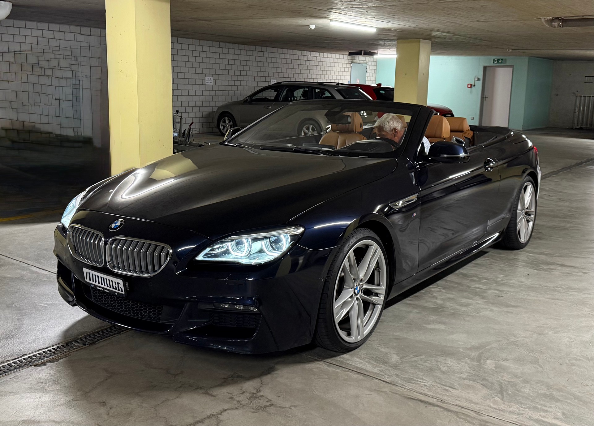 BMW 650i Cabrio xDrive-image-0