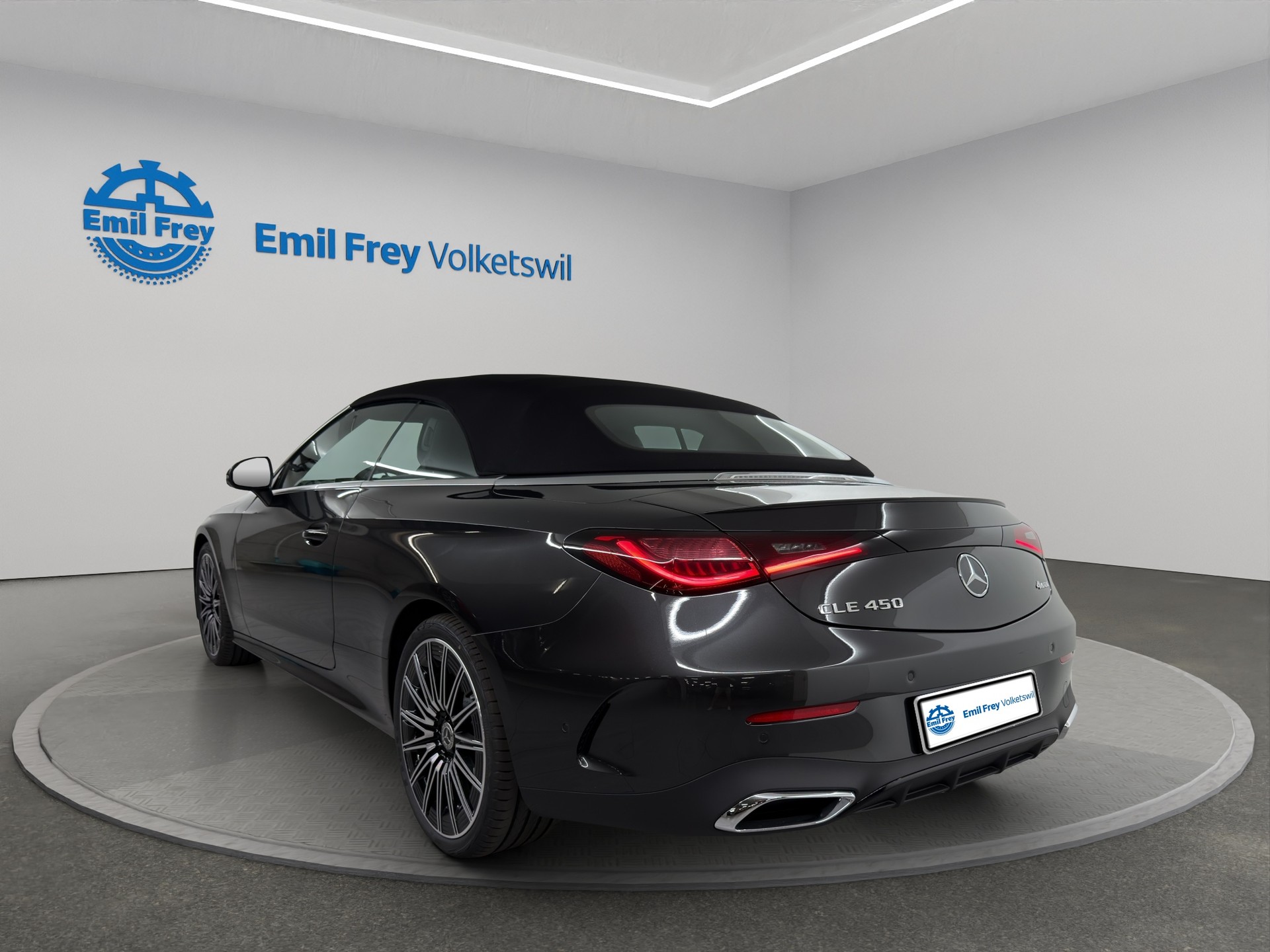 MERCEDES-BENZ CLE 450 AMG Line 4matic Cabriolet-showroom-element-2