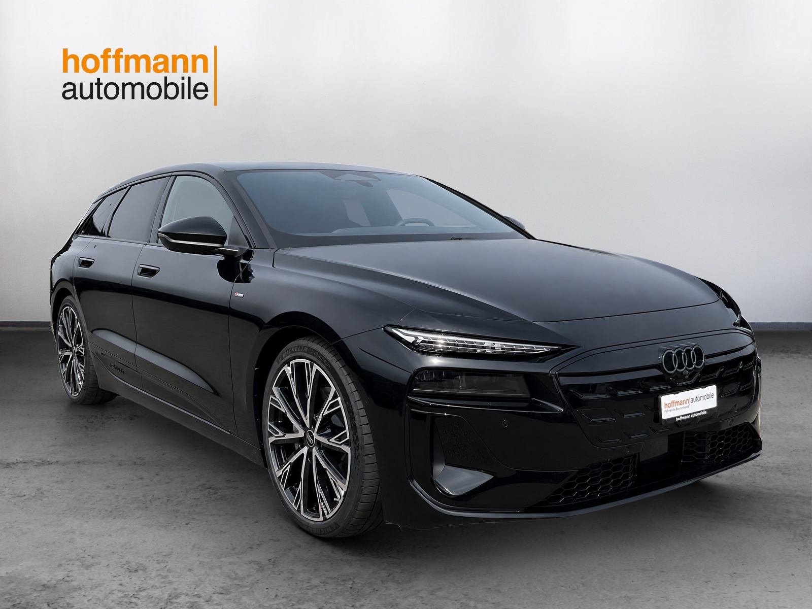 AUDI A6 Avant e-tron quattro-showroom-element-2