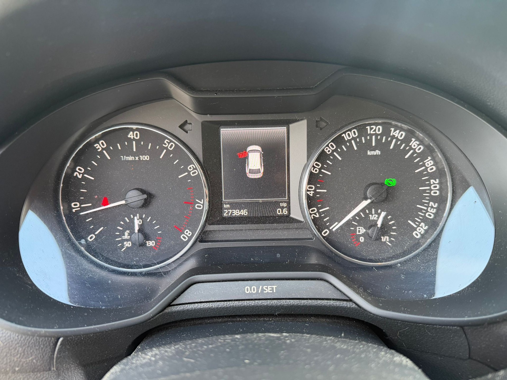SKODA Octavia Combi 1.8 TSI Ambition 4x4 DSG-image-2