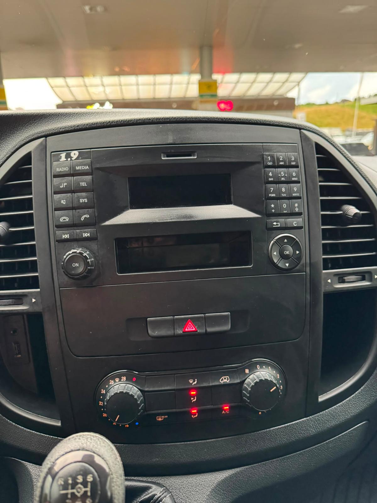 MERCEDES-BENZ Vito 111 CDI L Euro 5-image-12