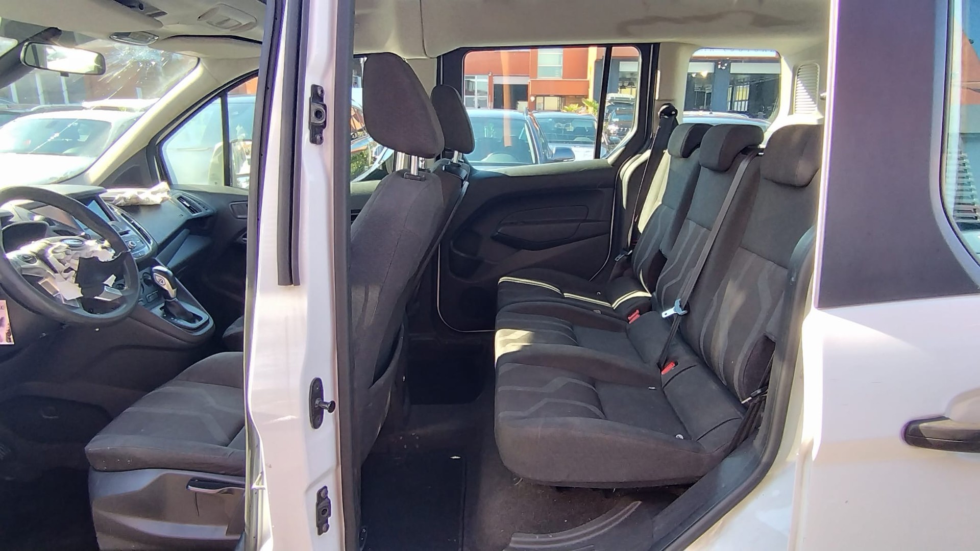FORD Tourneo Connect 1.5 TDCi Trend Powershift-image-7