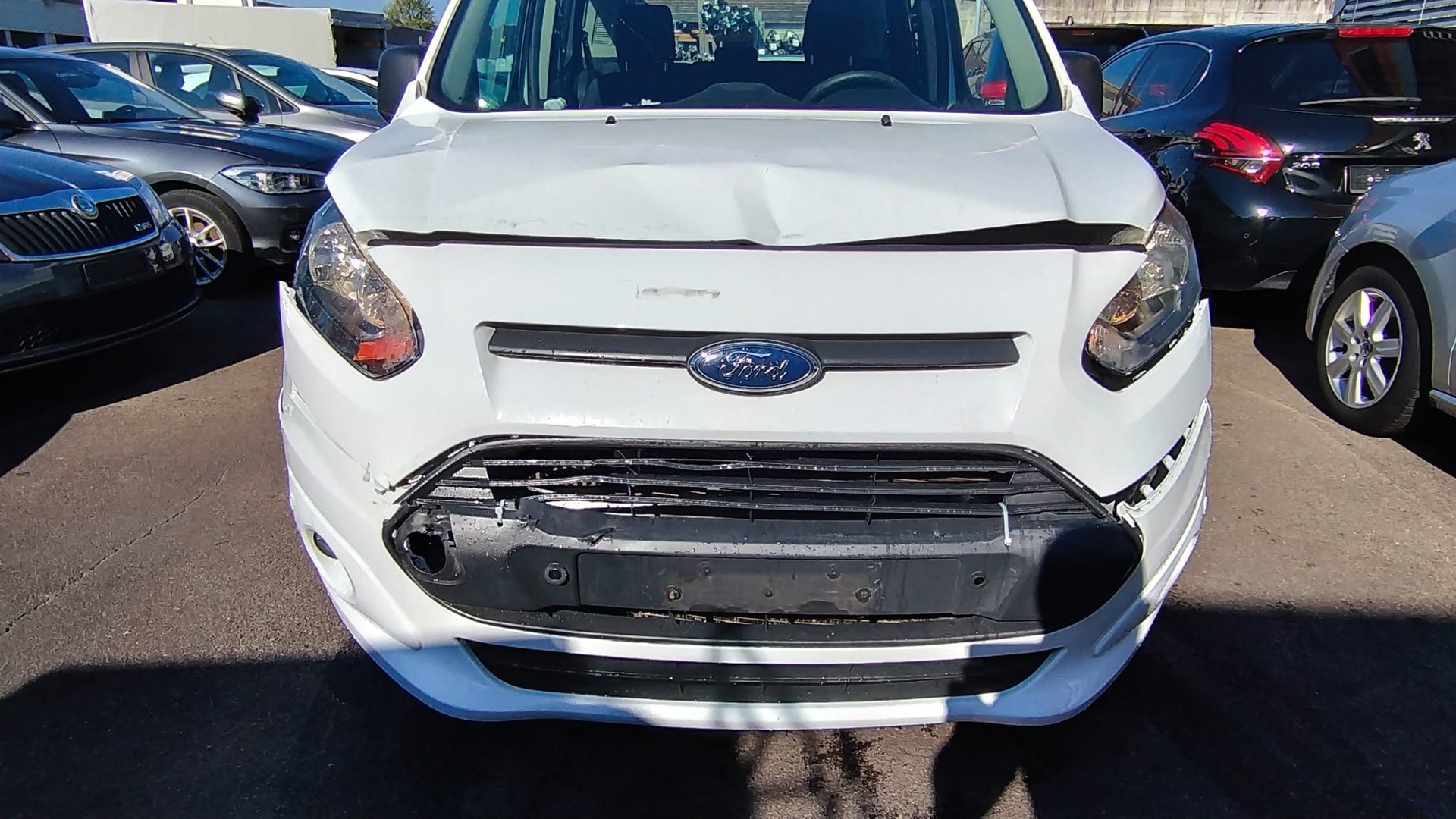 FORD Tourneo Connect 1.5 TDCi Trend Powershift-image-12