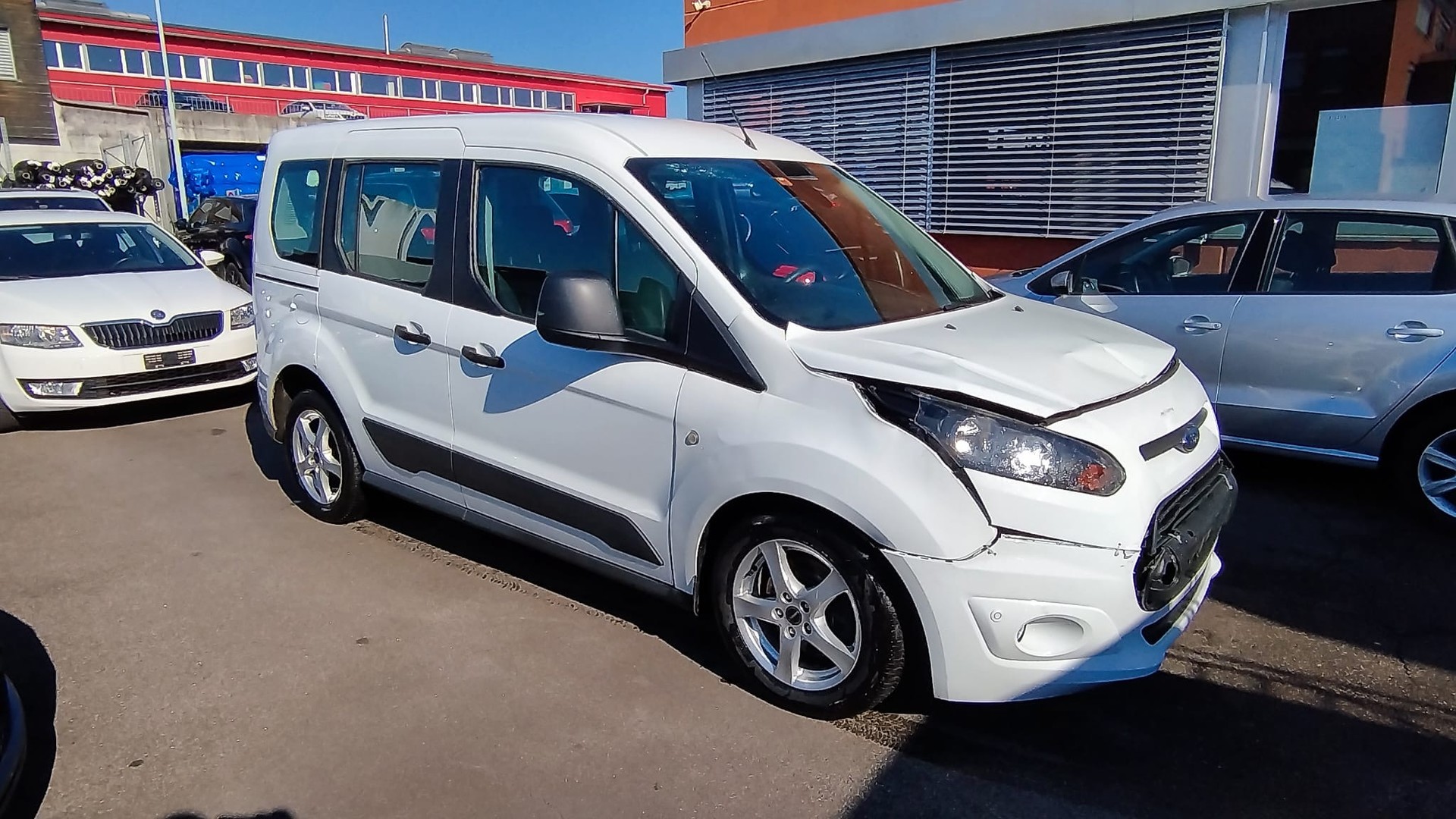 FORD Tourneo Connect 1.5 TDCi Trend Powershift-image-1