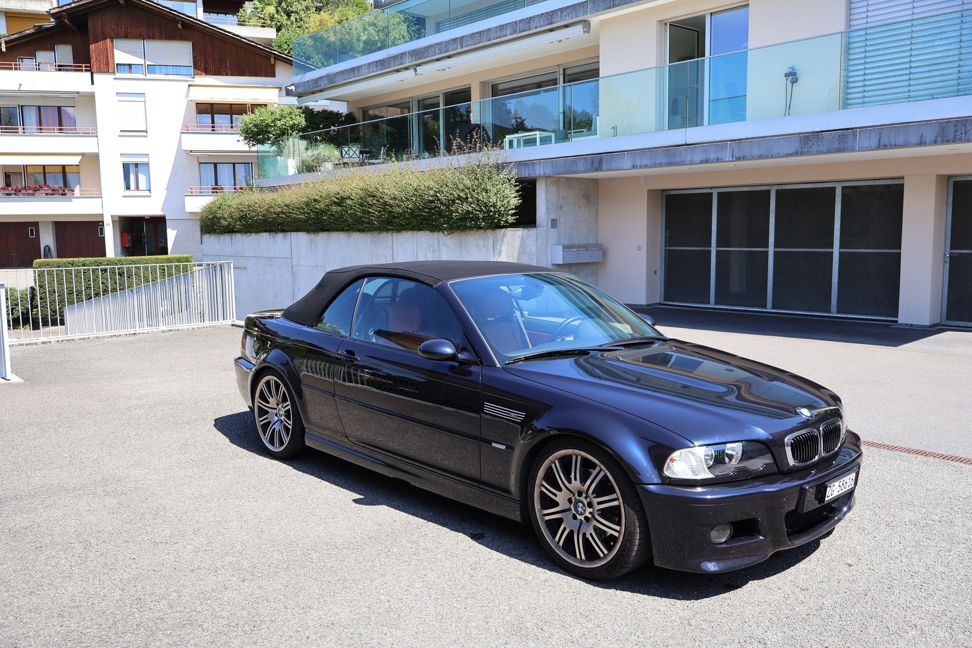 BMW M3-image-2