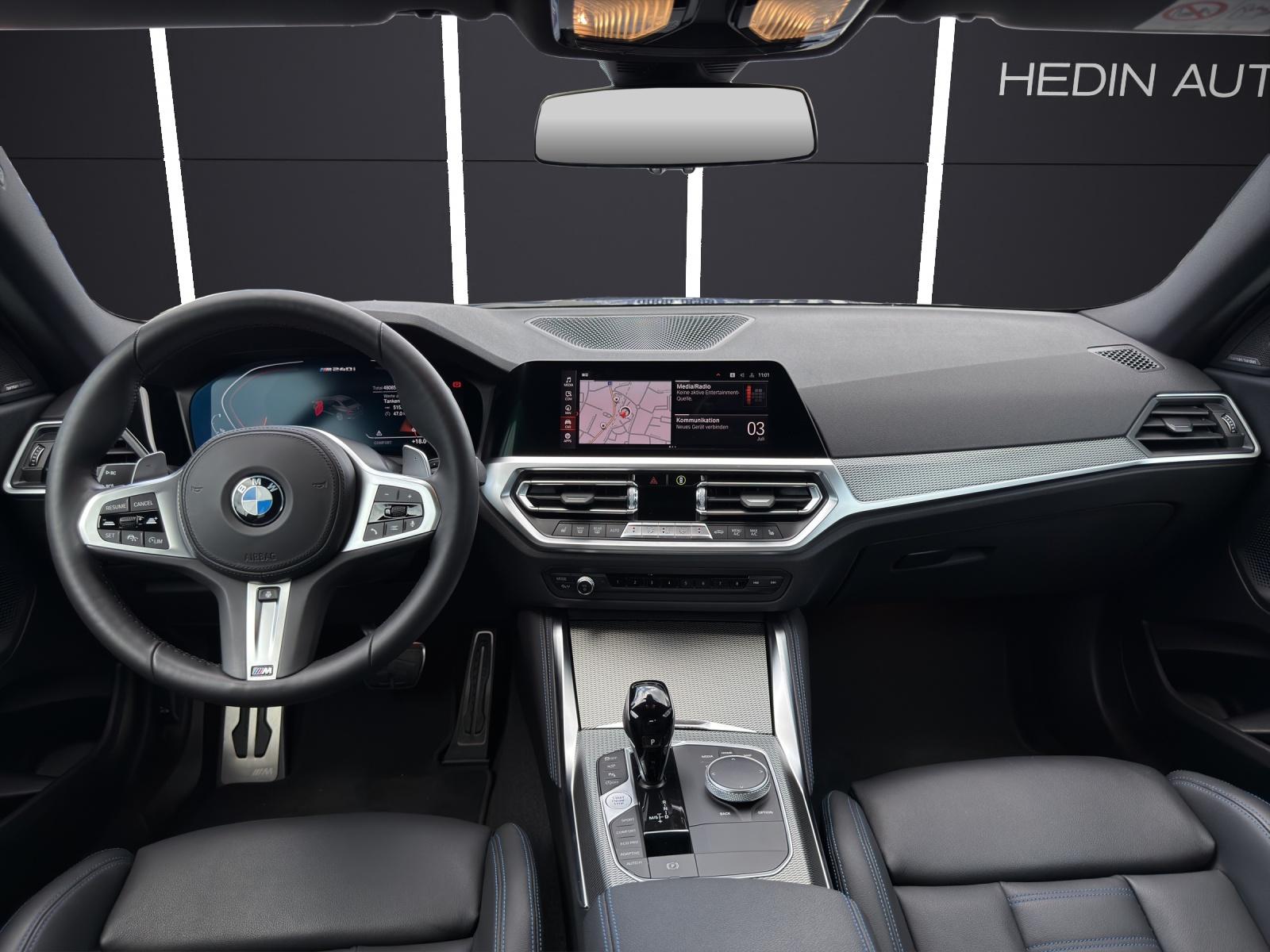 BMW M240i xDrive Coupé-image-18