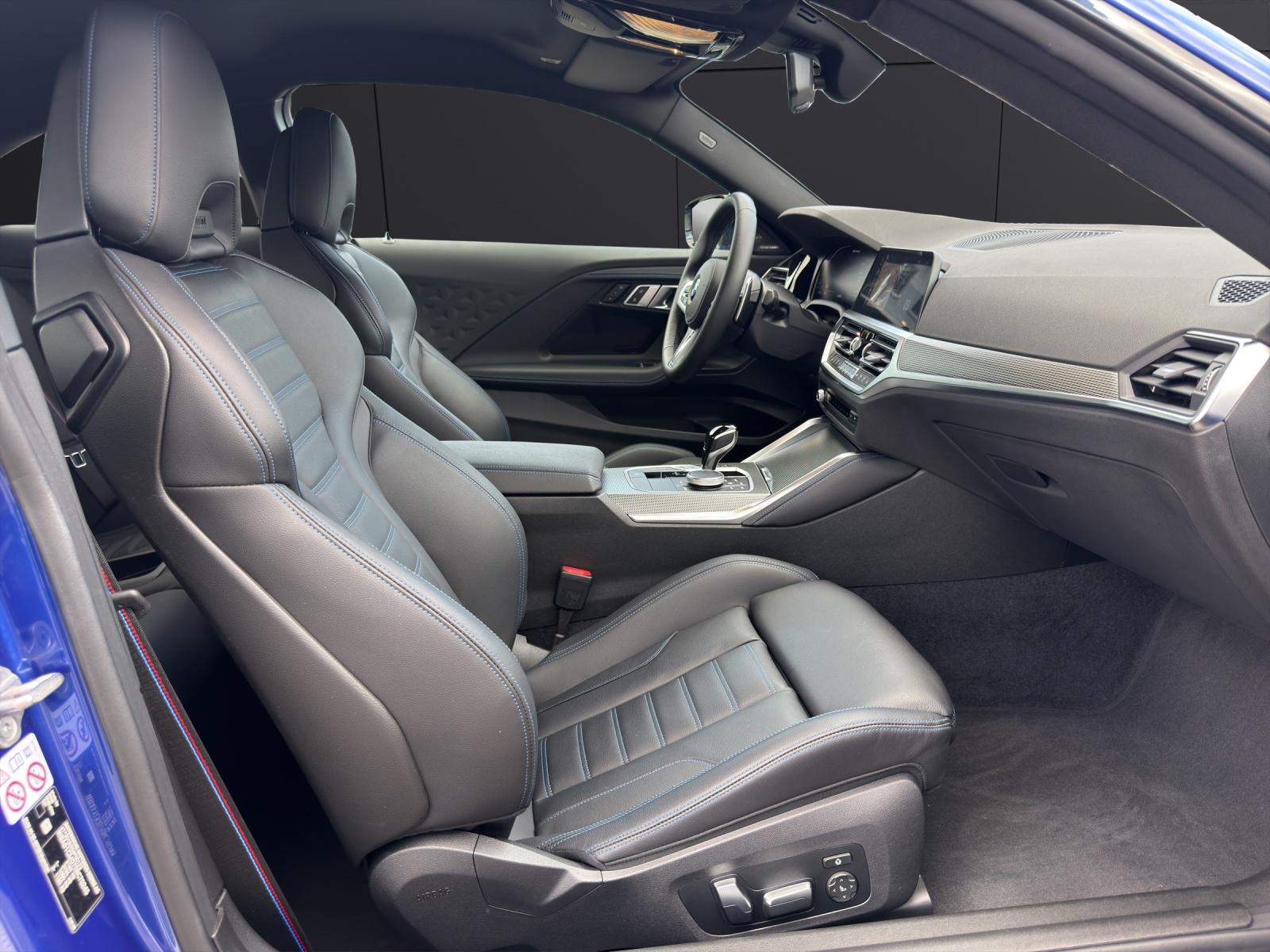 BMW M240i xDrive Coupé-image-19