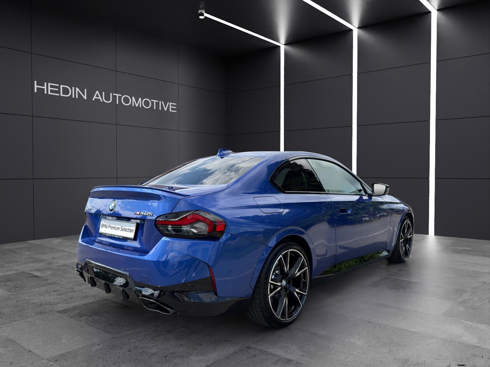 BMW M240i xDrive Coupé-image-5