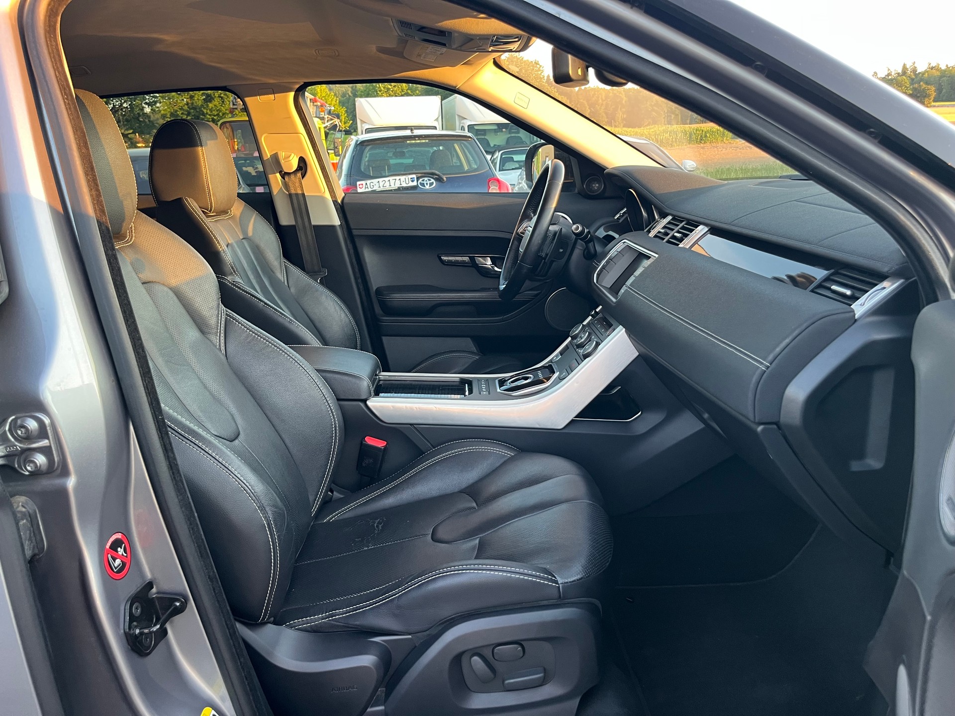 LAND ROVER Range Rover Evoque 2.0 Si4 Pure AT6-image-7