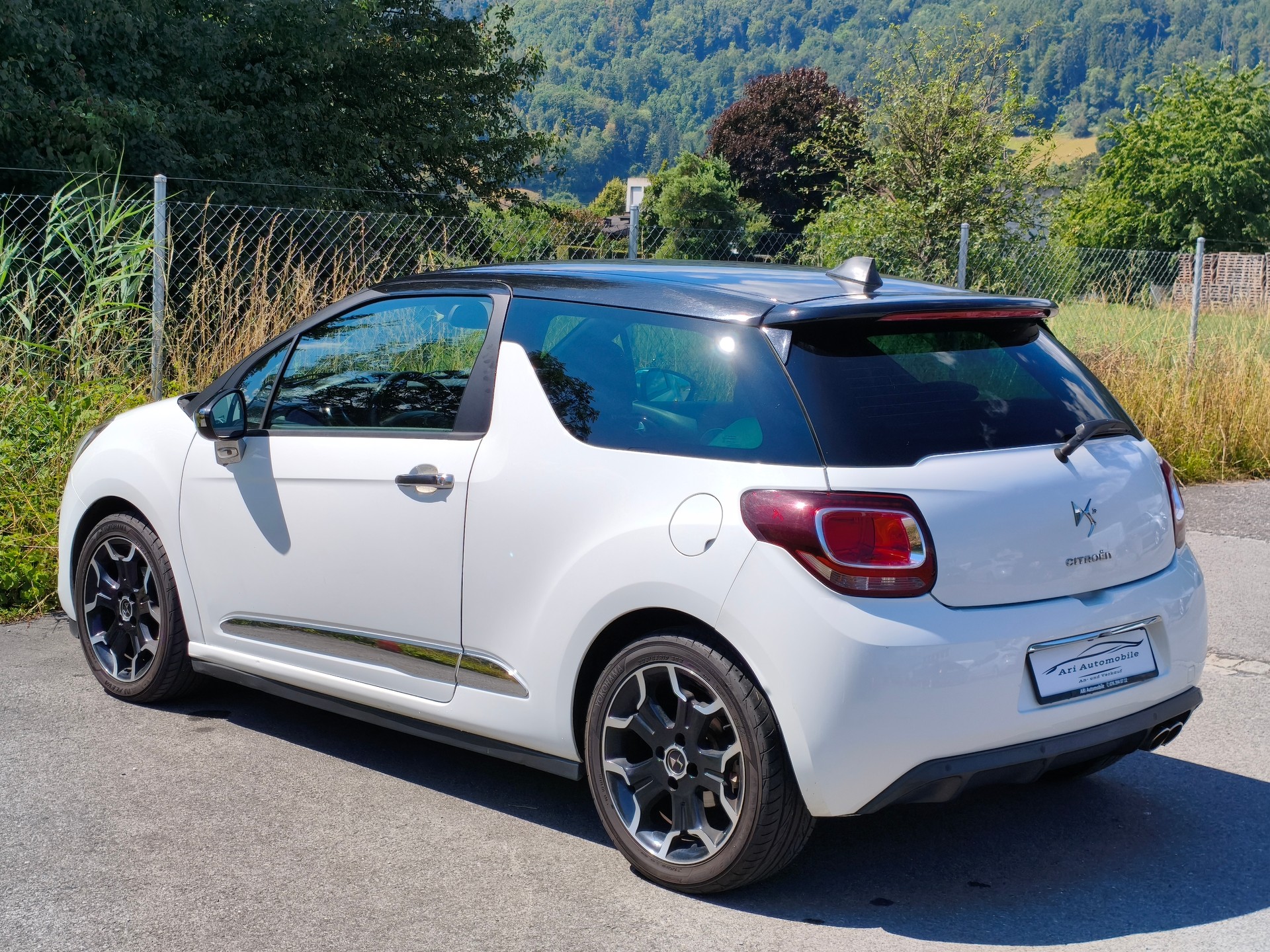 DS AUTOMOBILES DS3 1.6 16V BlueHDi Sport Chic-image-8