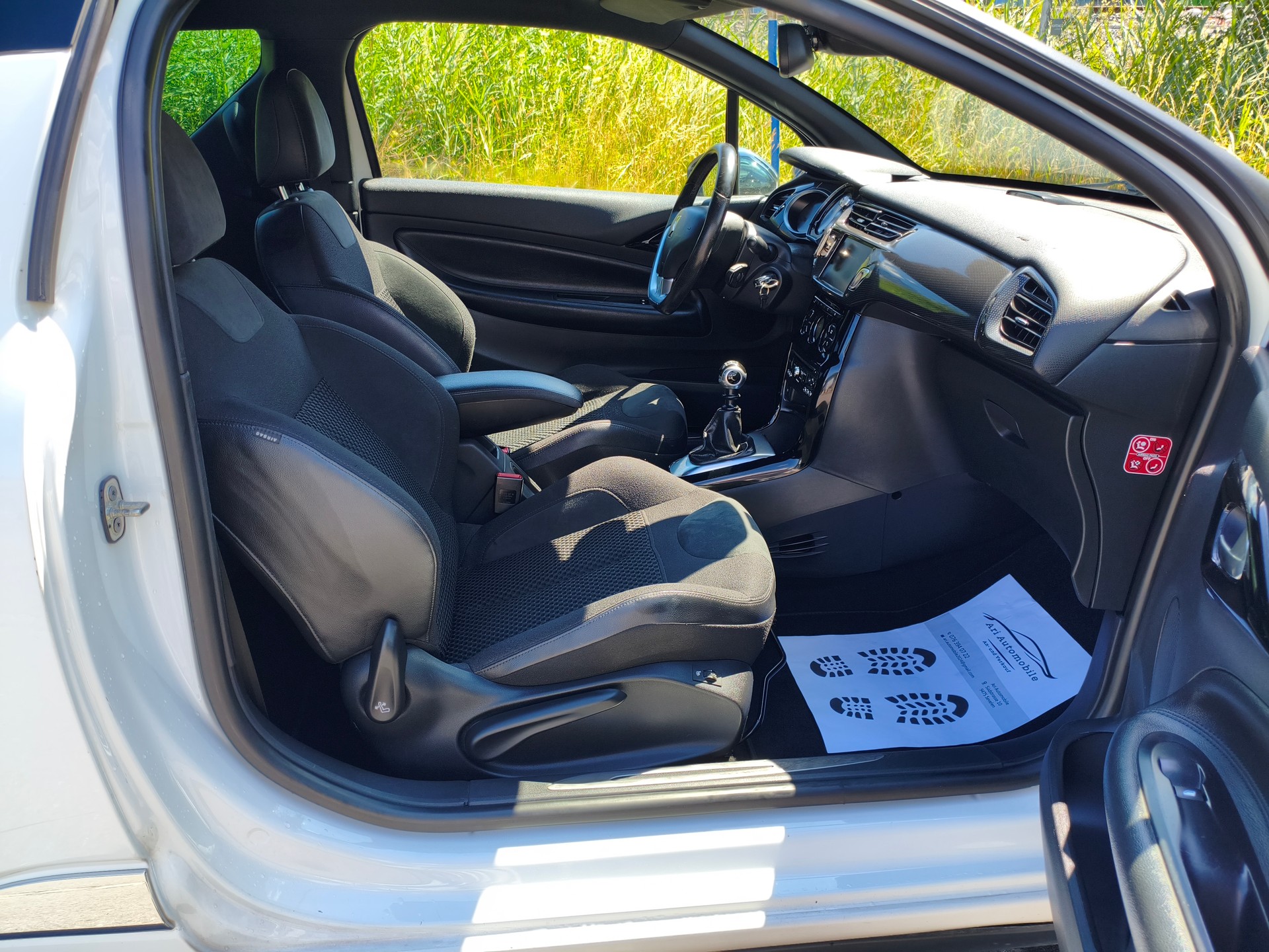 DS AUTOMOBILES DS3 1.6 16V BlueHDi Sport Chic-image-13