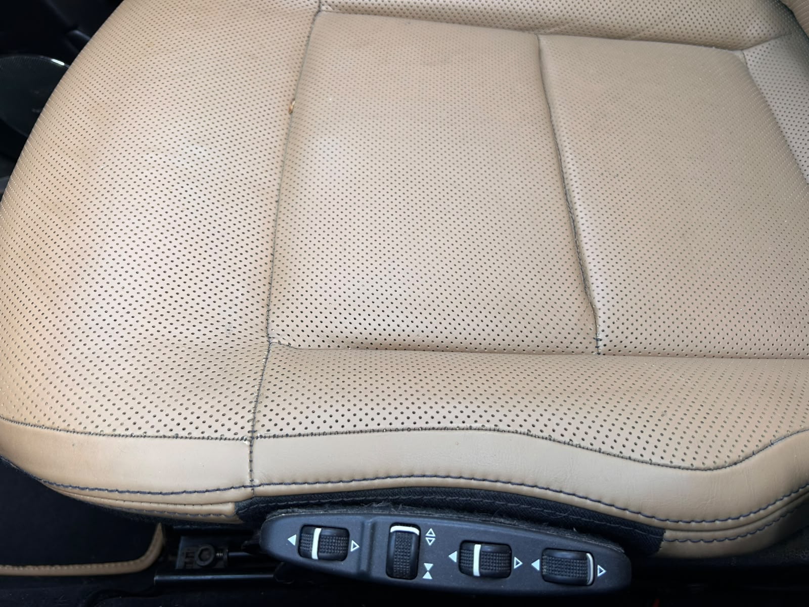 MERCEDES-BENZ G 500-image-15