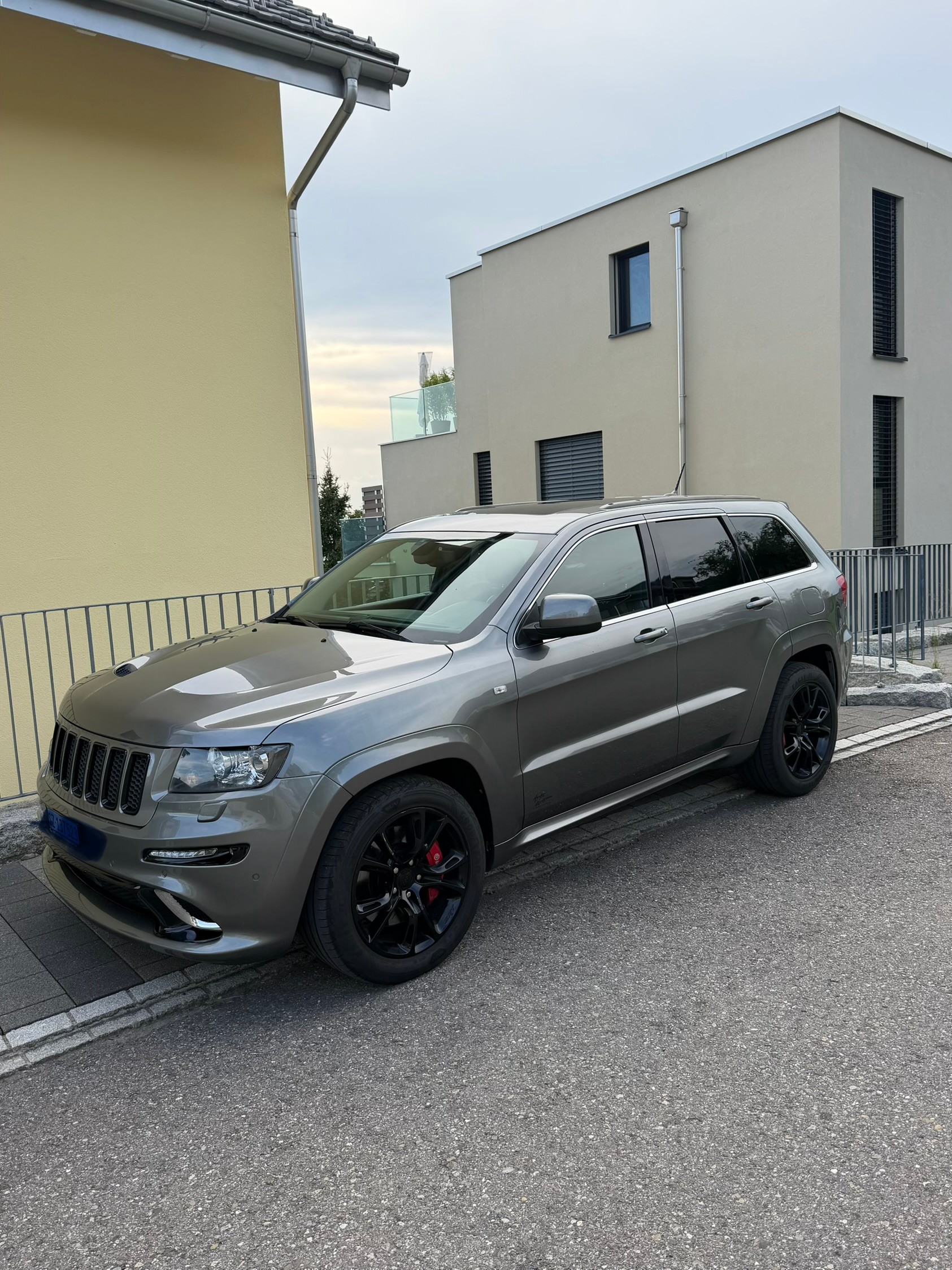 JEEP 6.4 V8 HEMI SRT8-image-0