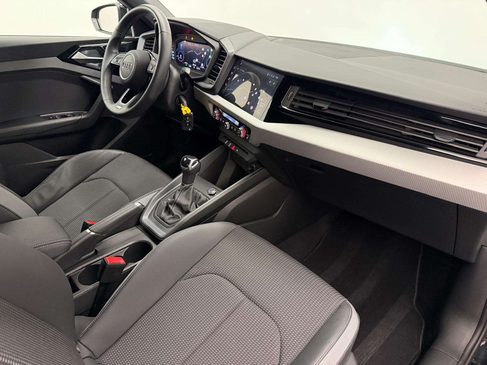 AUDI A1 Sportback 1.5 35 TFSI Advanced S-Tronic-image-10
