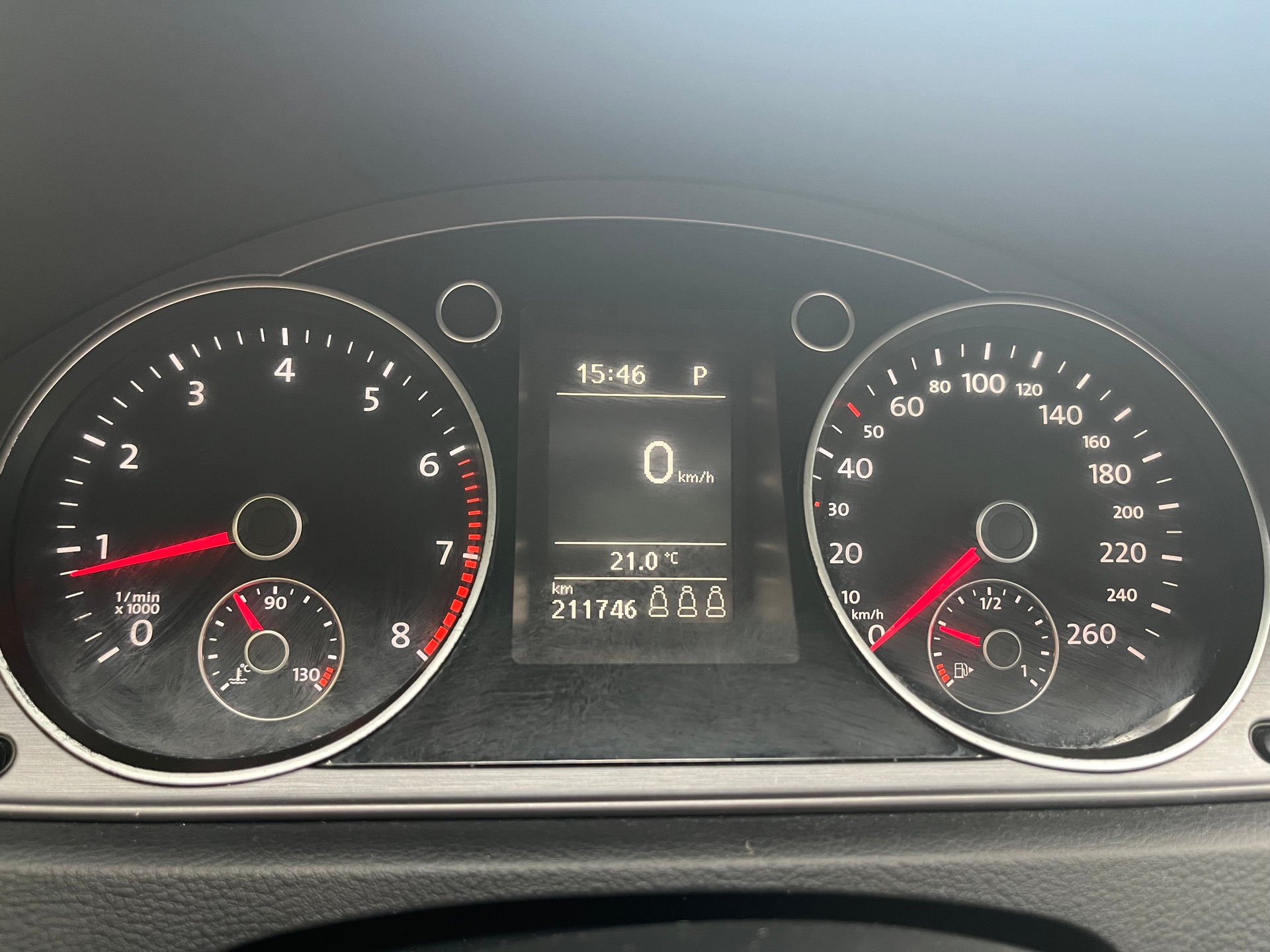 VW Passat Variant 1.4 TSI BMT Comfortline DSG-image-12