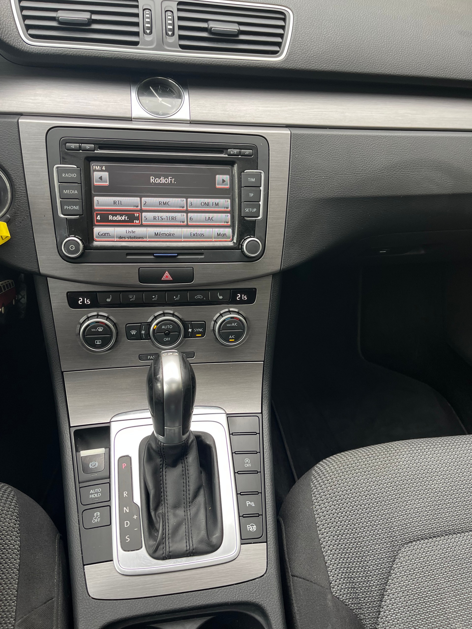 VW Passat Variant 1.4 TSI BMT Comfortline DSG-image-13